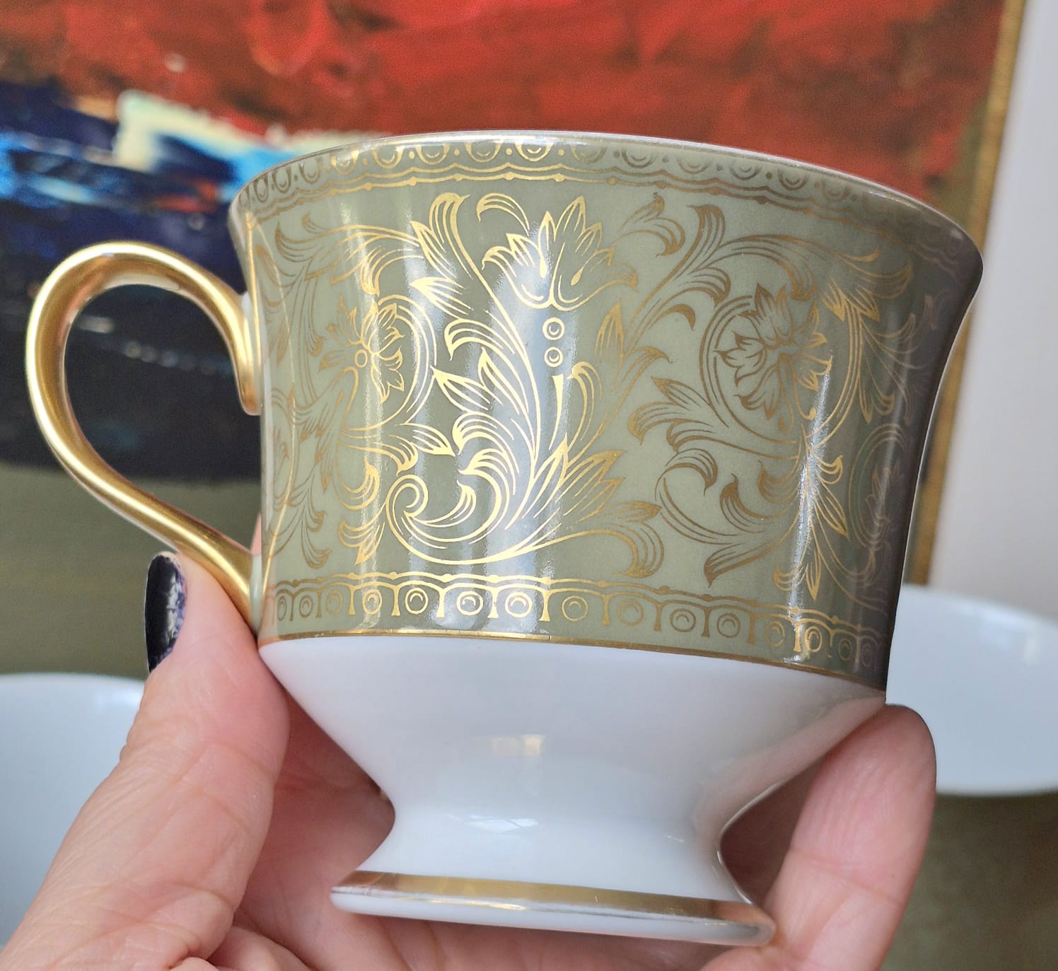 Trio de chá  em porcelana fina vintage japonesa Sango, modelo Versailles.  Impecável e chique. Douração à ouro intacta. 2 trios disponíveis