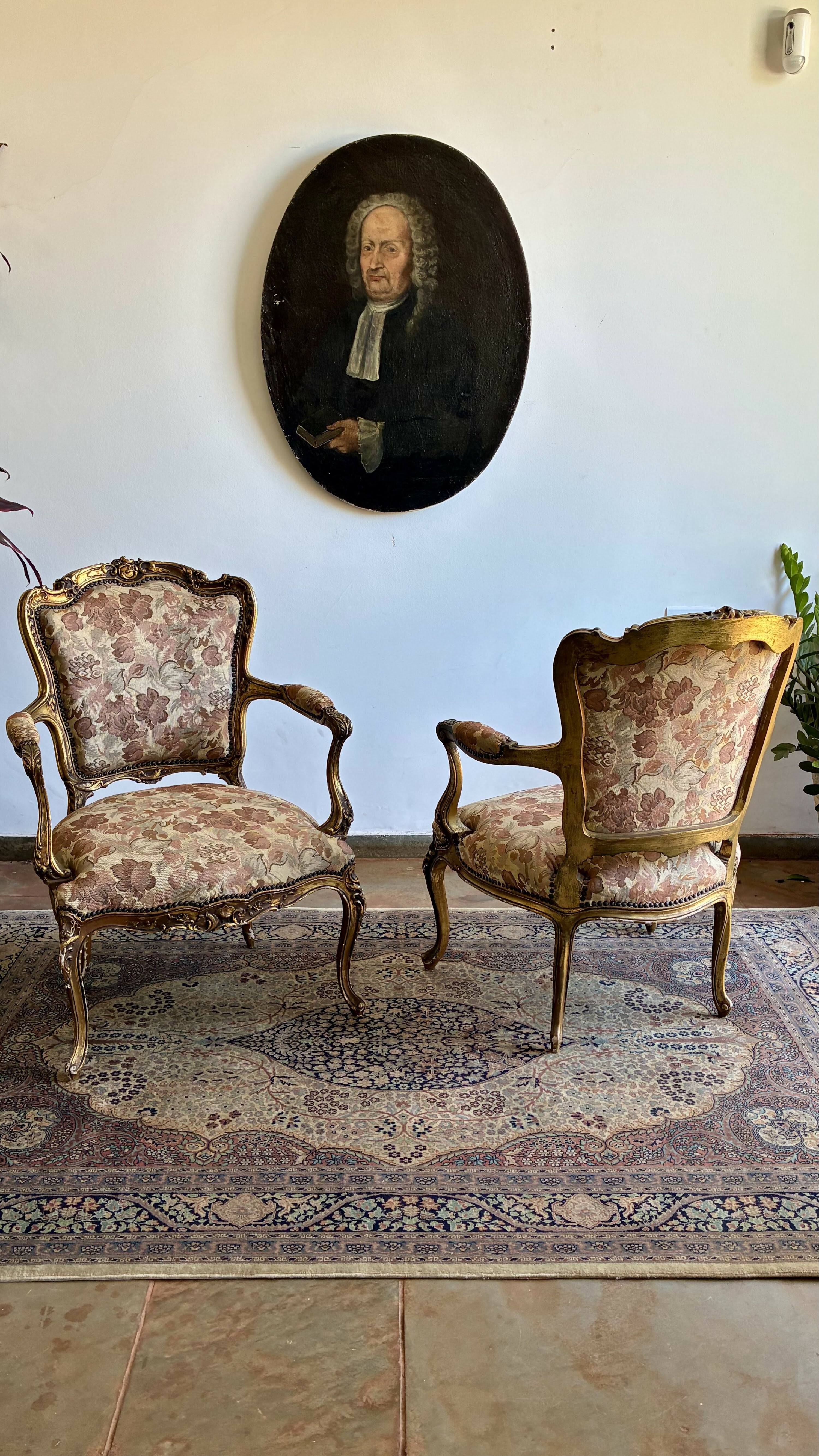 Conjunto Luís XV - sofá e duas poltronas