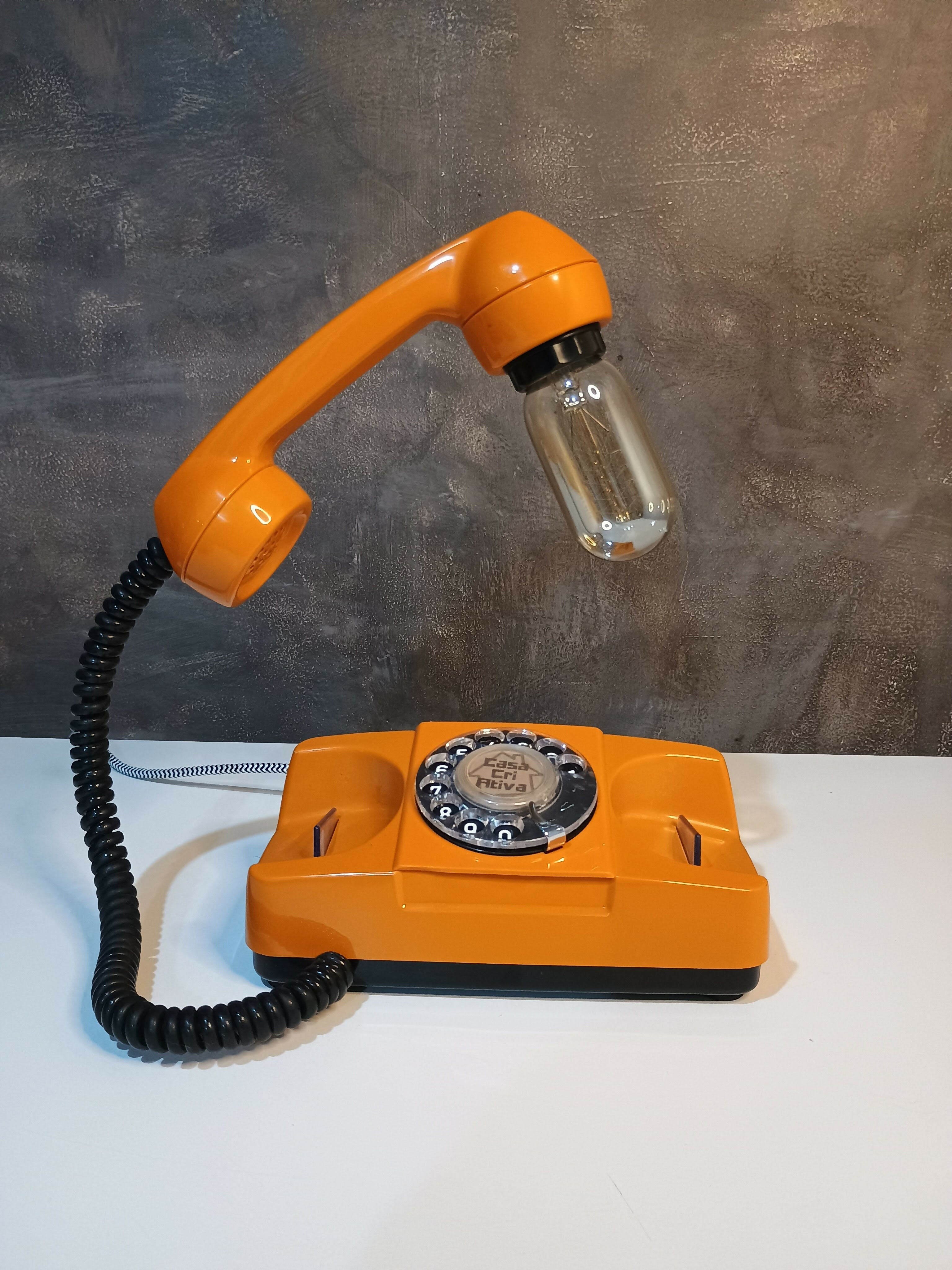 Luminária Colorida Telefone Tijolinho