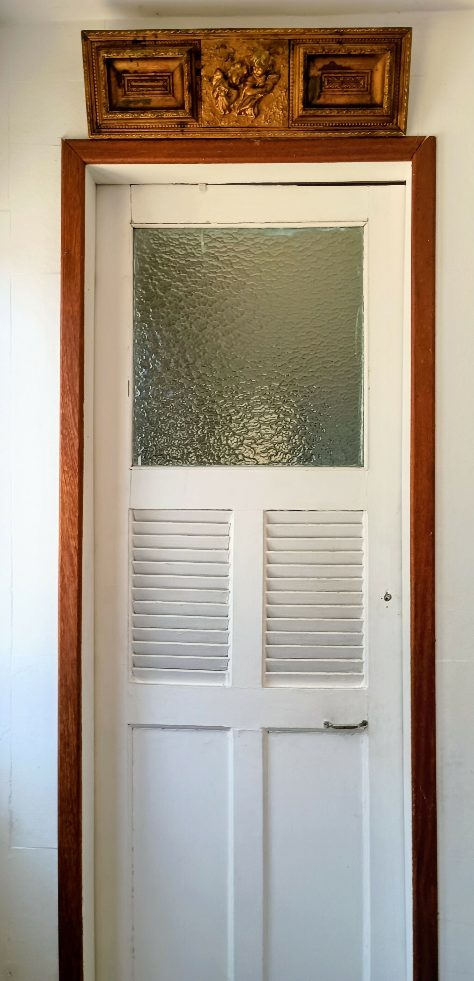 Frontão italiano para portas