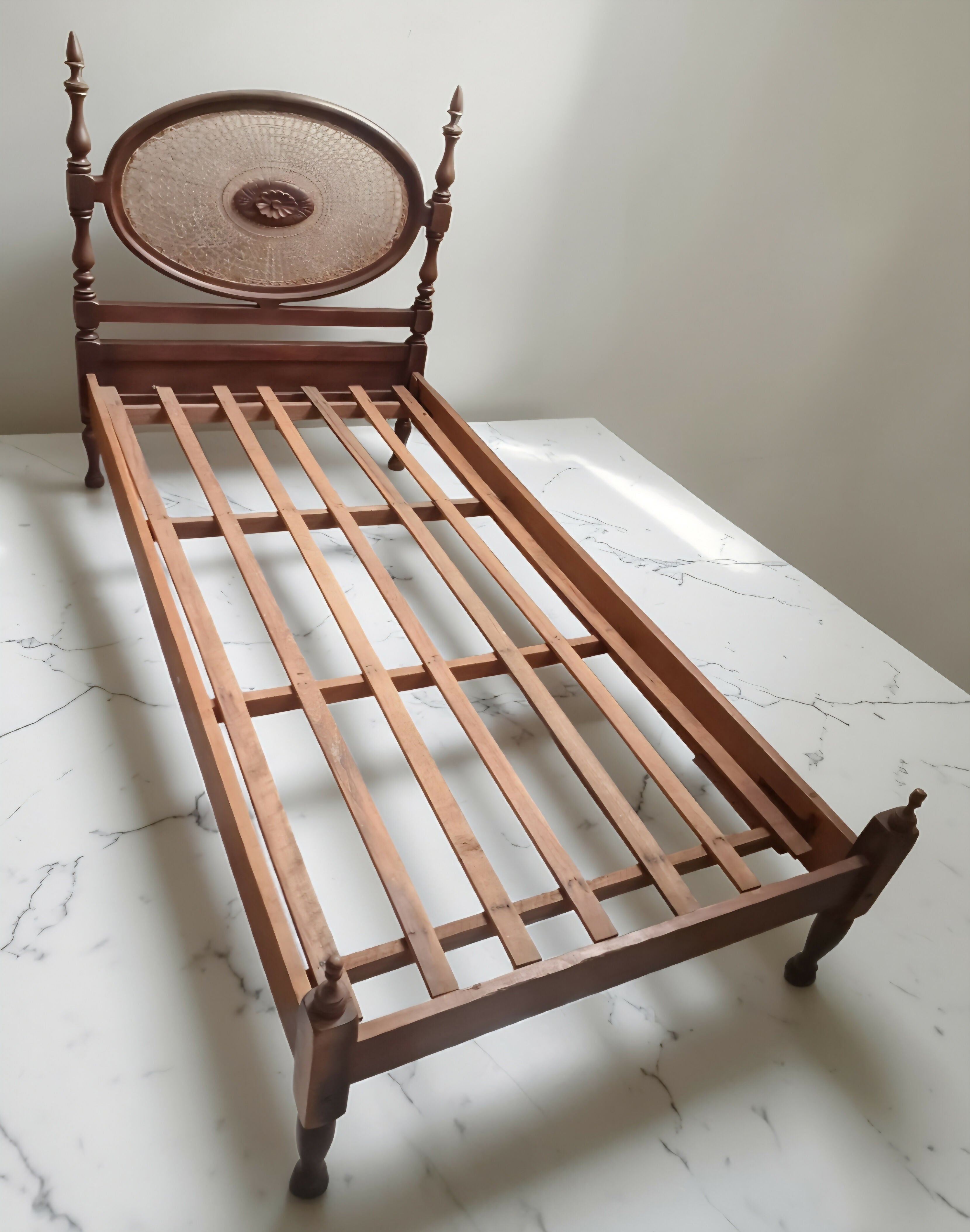 Cama de Solteiro em Palhinha