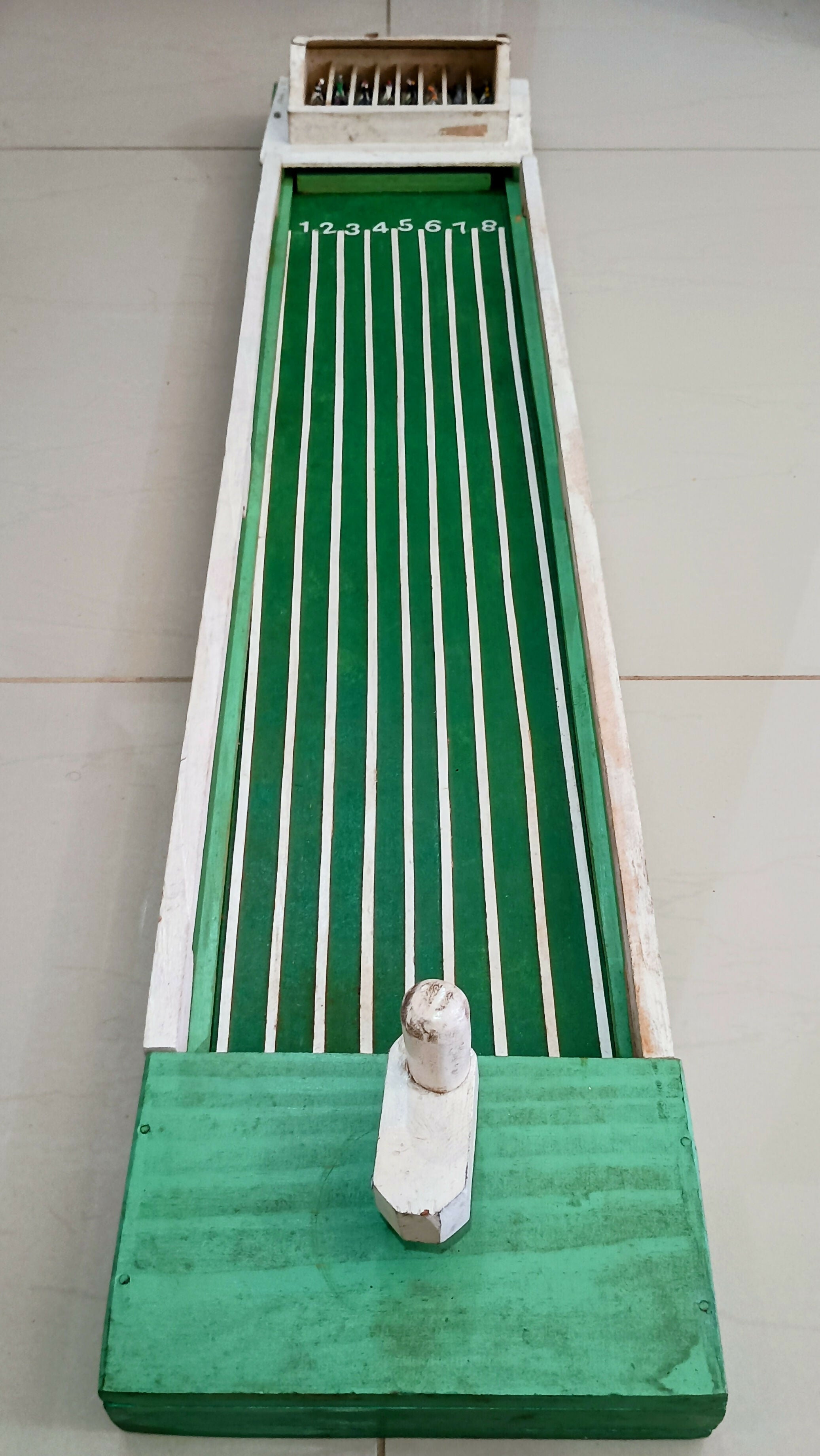 RARO JOGO DE CORRIDA DE CAVALOS ANTIGO – FUNCIONANDO – VINTAGE ORIGINAL