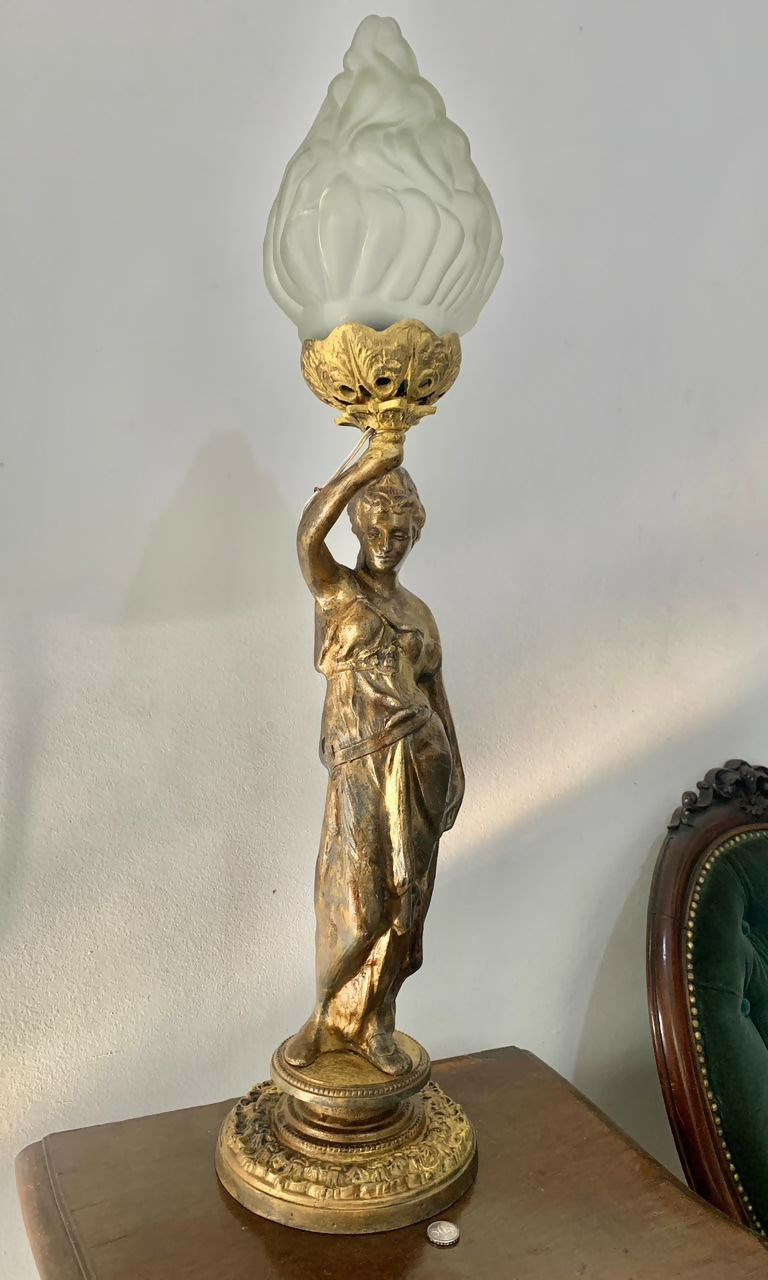 Grande Abajur em Bronze Figura Feminina Tocha (83cm)