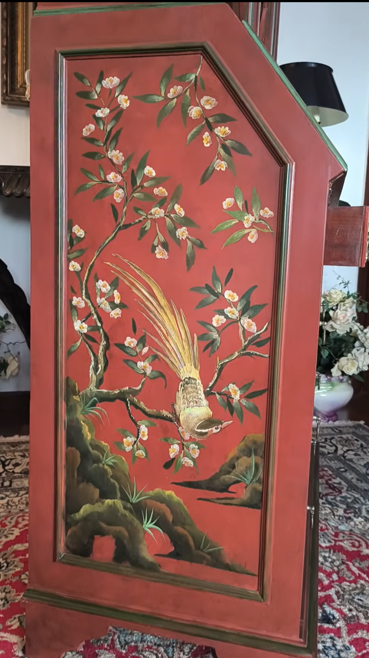 Estante Papeleira secretaria ( estilo Chinoiserie) vermelha com flores e pássaros 