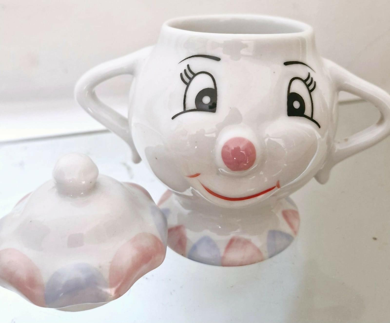 Lindíssimo jogo de chá A Bela e a Fera em porcelana