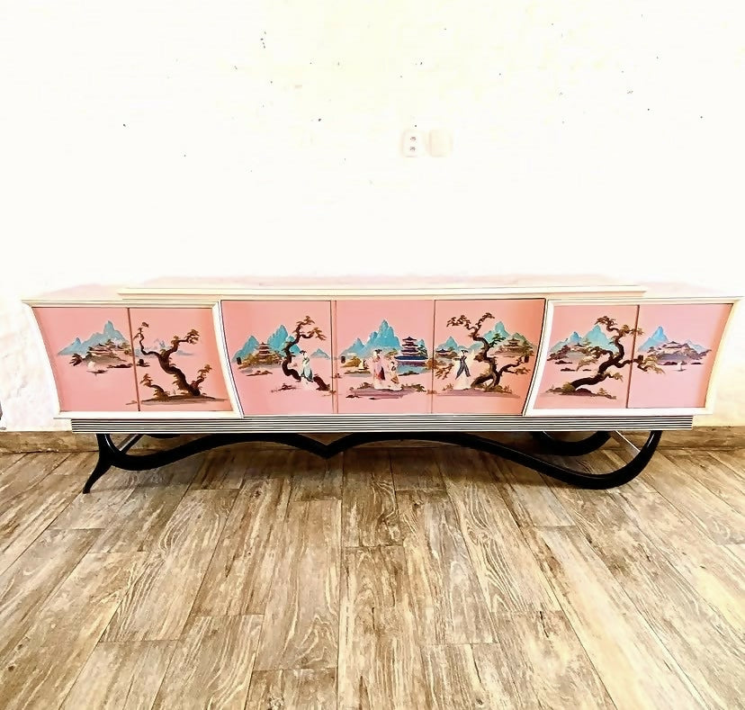 Buffet anos 50 em Chinoiserie Rosa