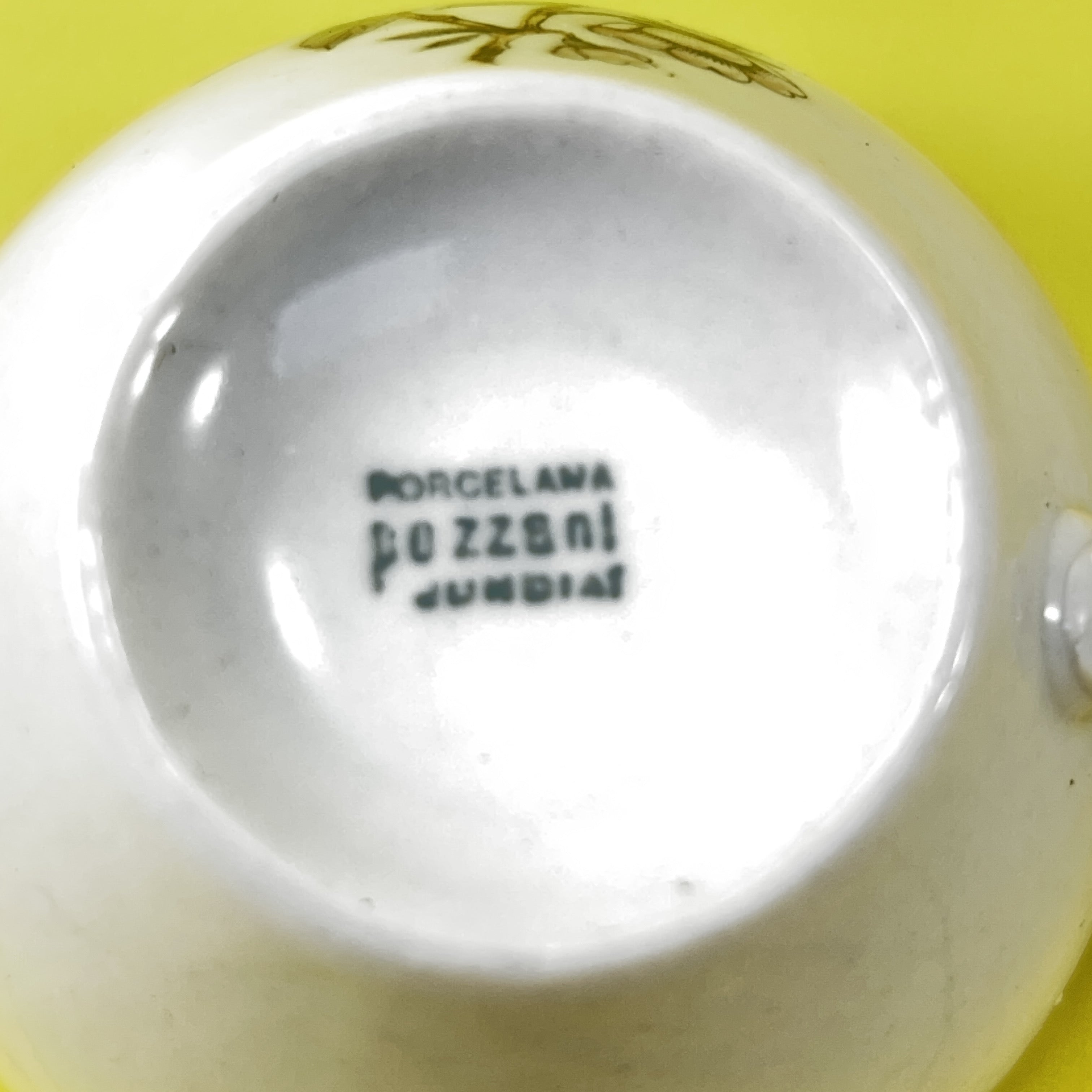 Porcelana Pozzani: Xícaras de chá sem pires