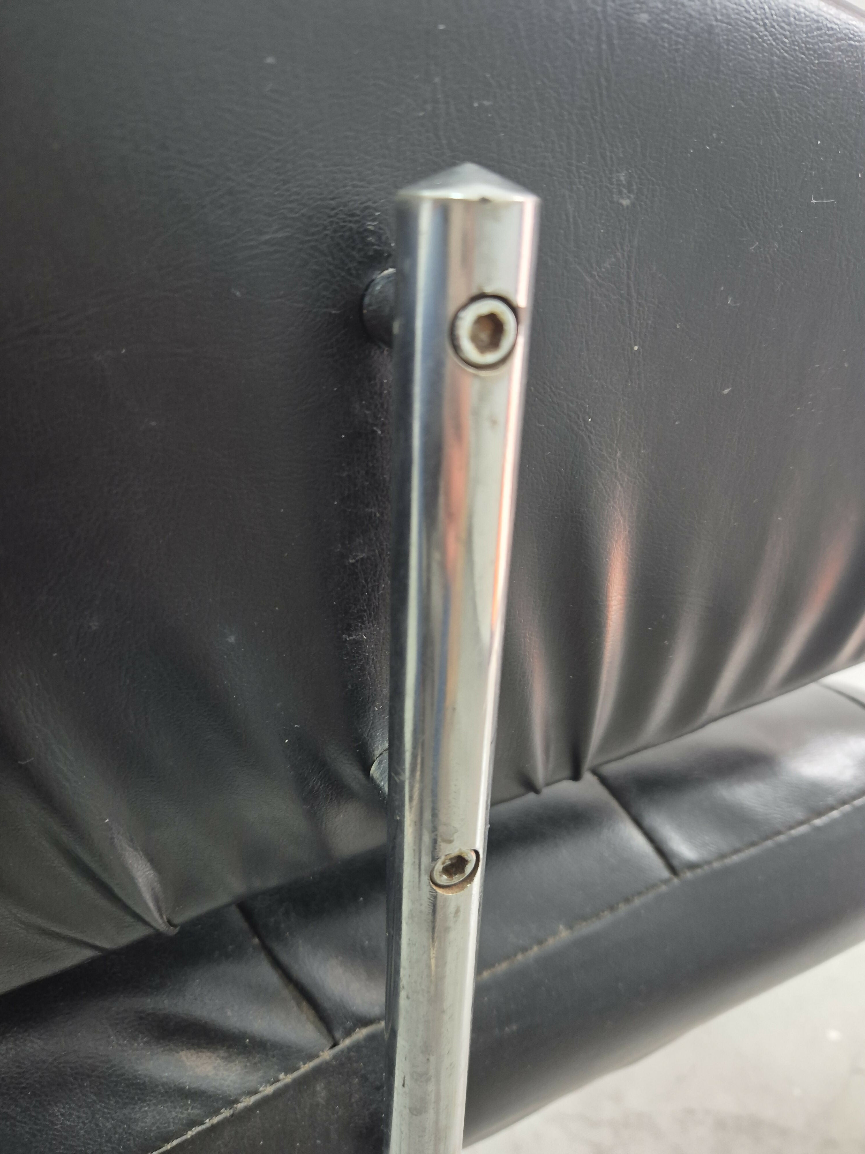 Poltrona Sênior Metal Zalszupin