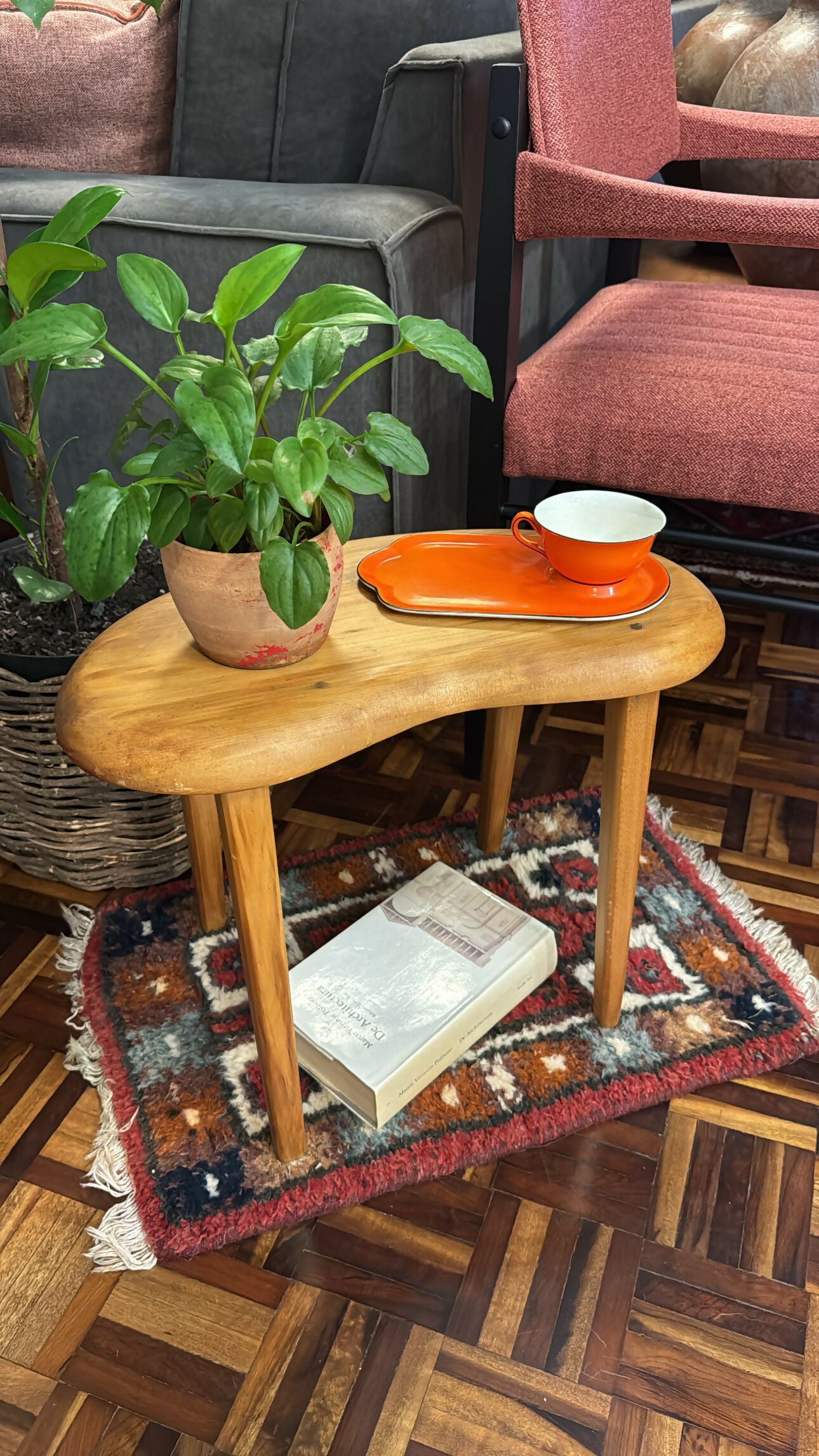 Banco Feijão restaurado