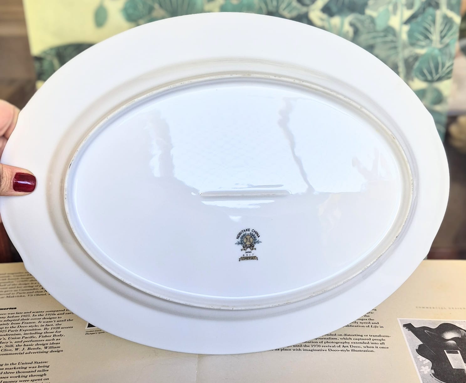  Maravilhosa travessa para servir em porcelana japonesa Noritake,  anos 50, modelo Somerset. Impecável!