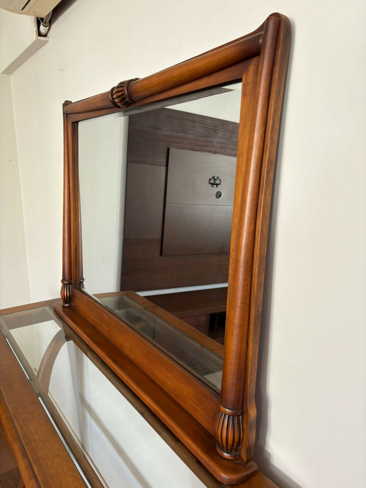 Conjunto Móveis Sierra – Aparador + Espelho ✨