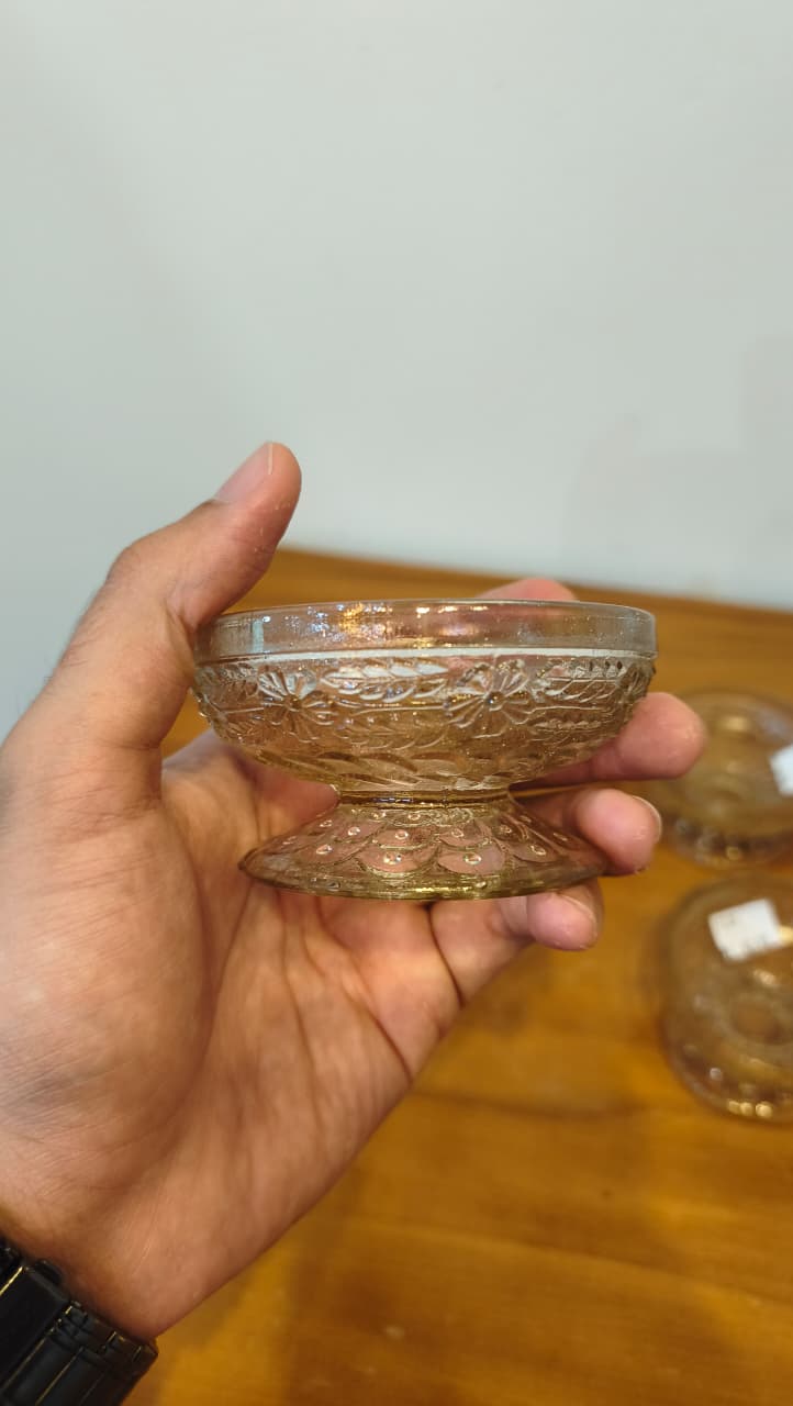 Conjunto De 6 Taças Para Sobremesa Em Vidro Âmbar – Decoração Em Relevo