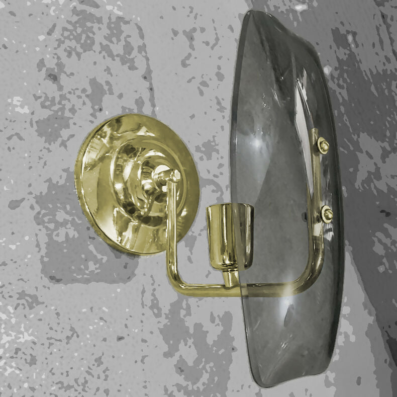 Par de Luminárias arandelas Mid Century em dourado e vidro fumê 