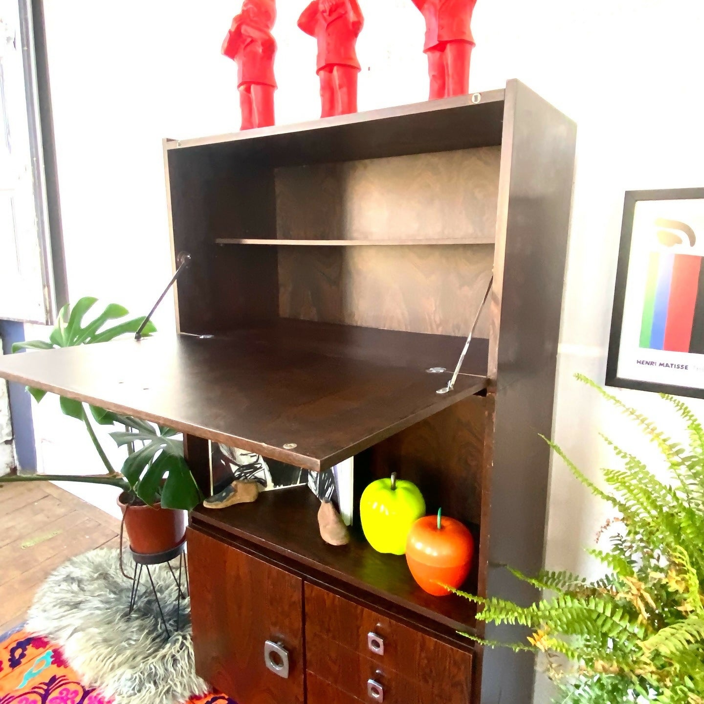 Estante vintage em laminado padrão Jacarandá