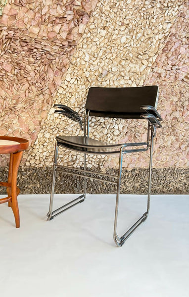 Cadeira Arrben Sultana Italy anos 80. em couro (valor