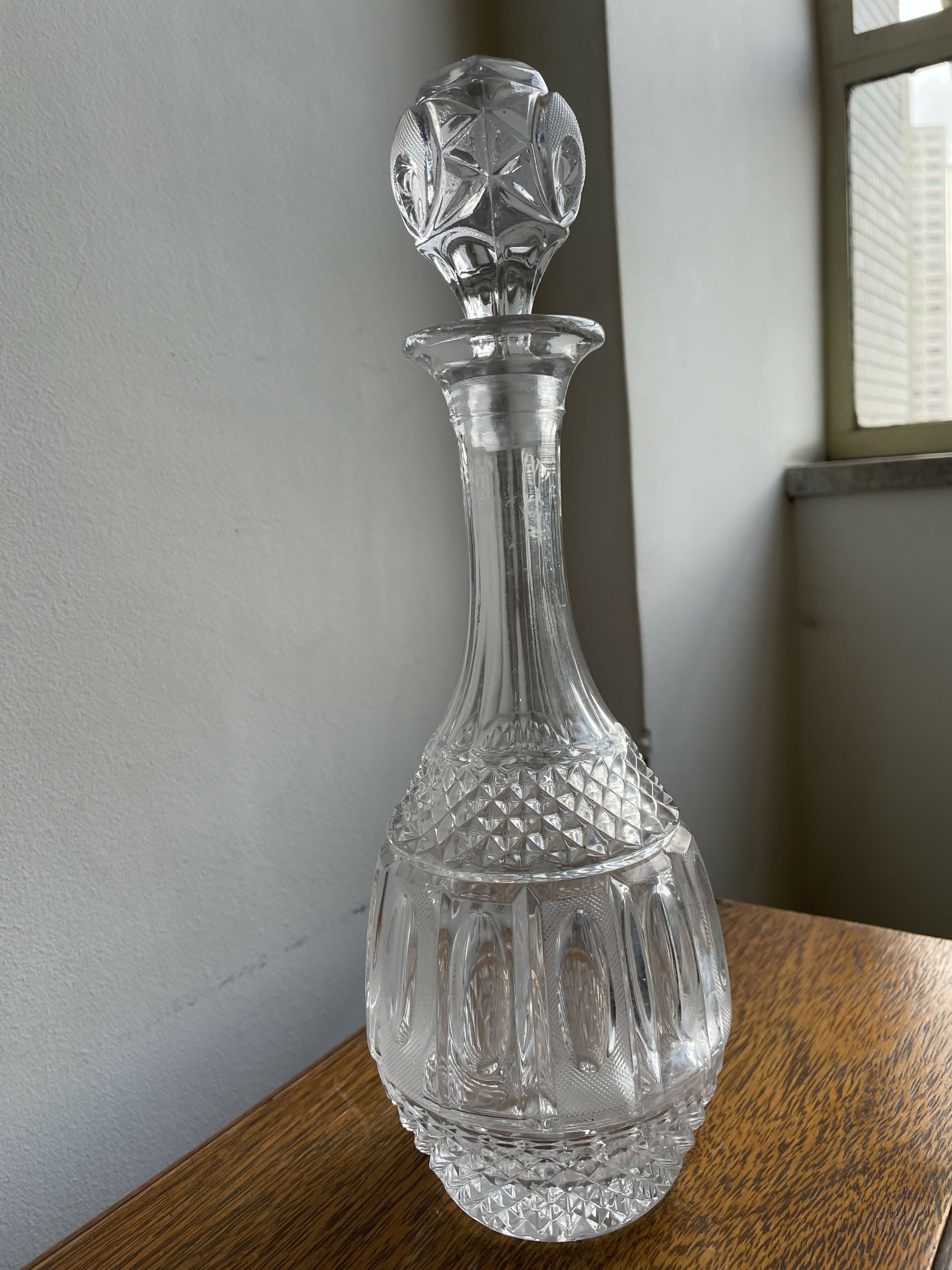 Licoreira de cristal prensado trabalhado