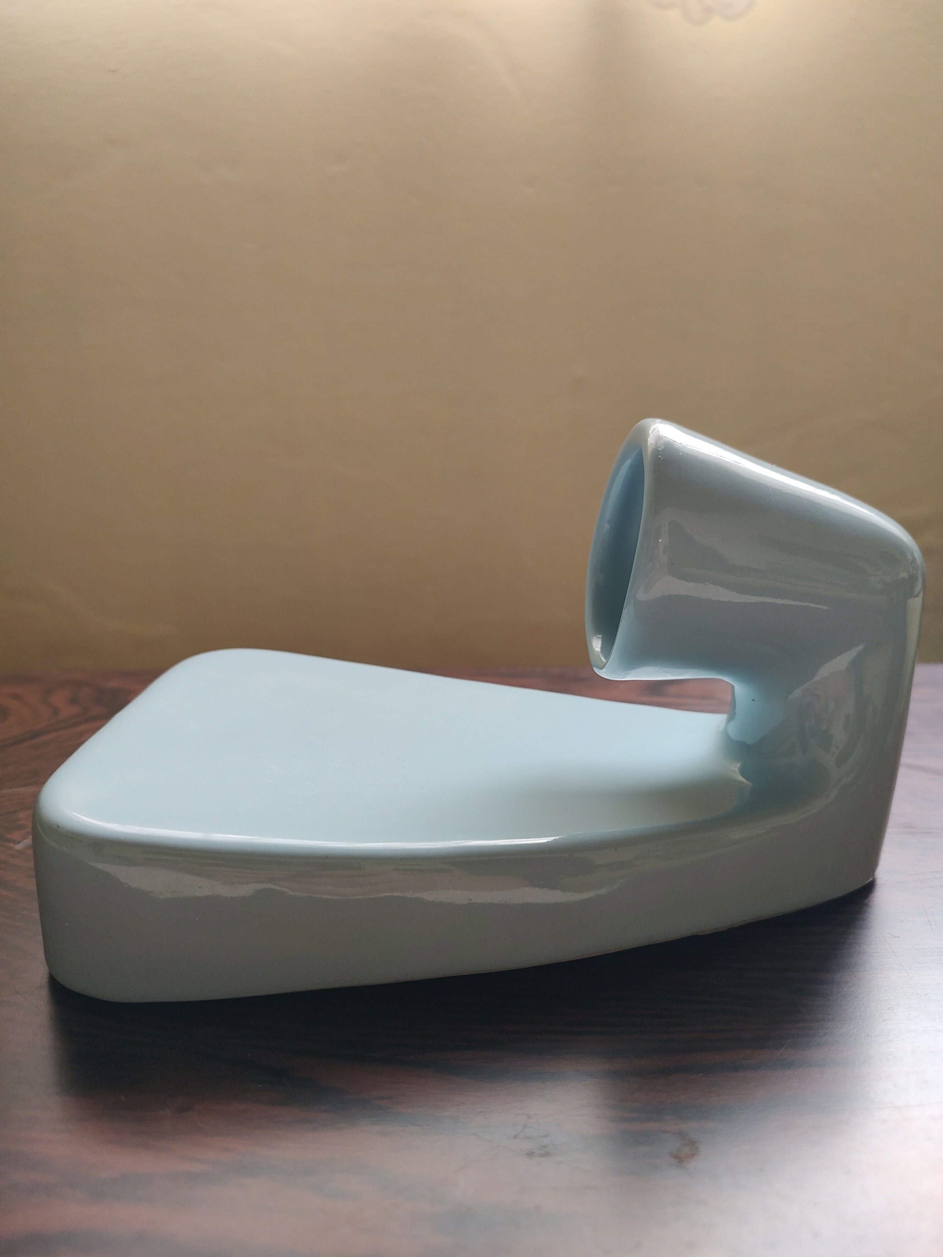 Par de Arandelas de parede anos 50 em porcelana azul bebê