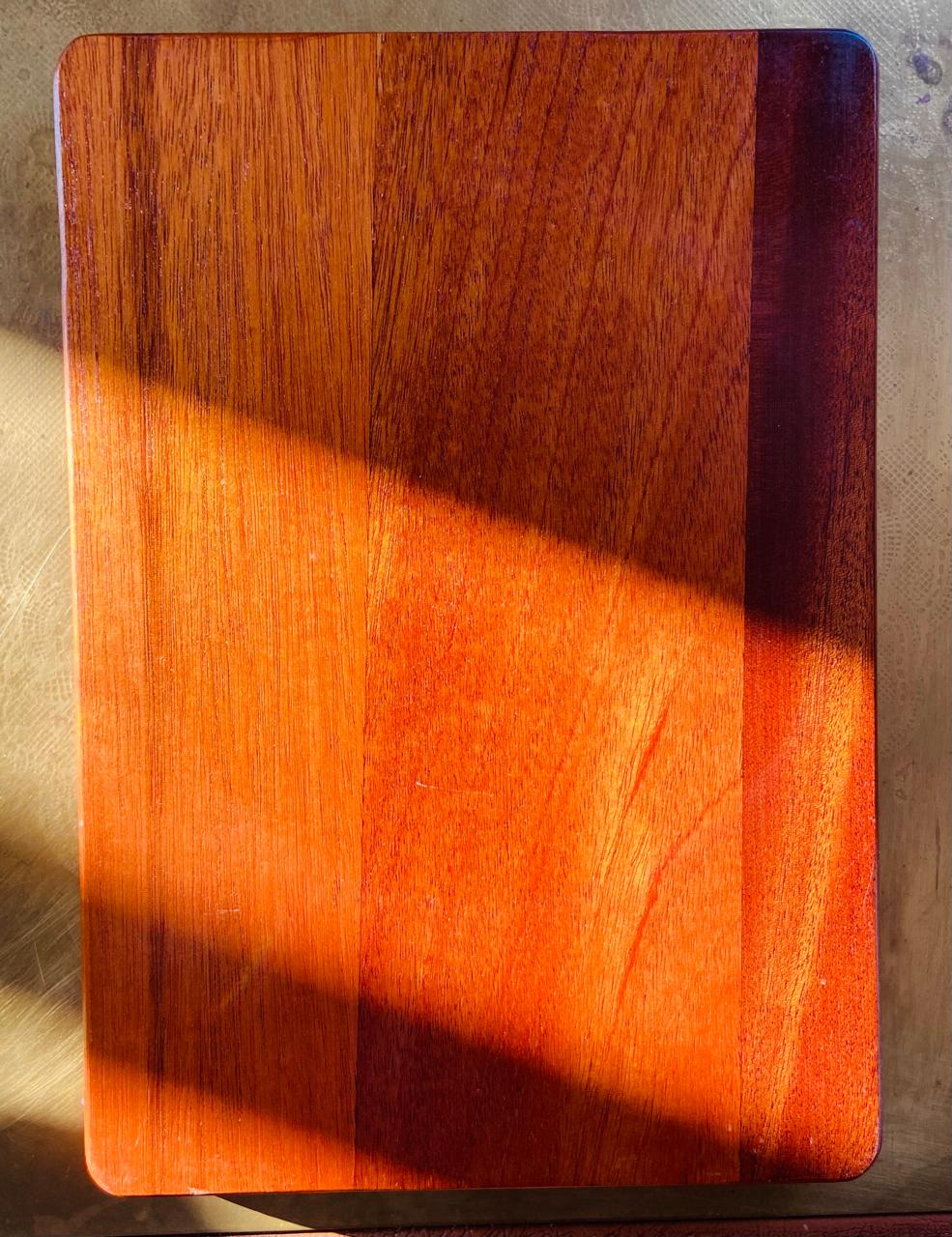 Tábua / Petisqueira retangular de madeira 50x21cm (DMCPS_070)