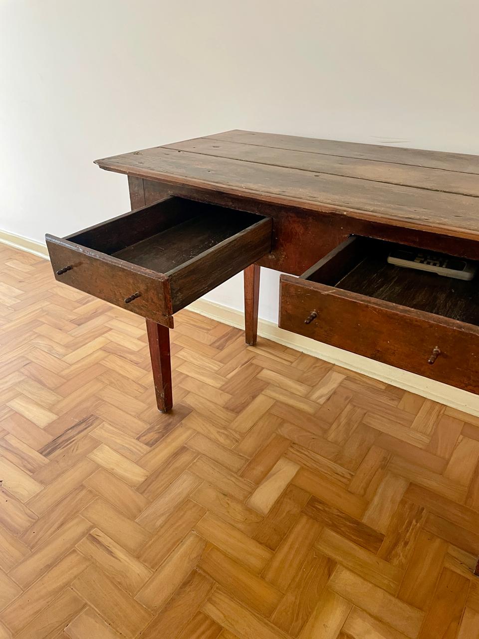 Aparador mineiro de fazenda com duas gavetas - 60s