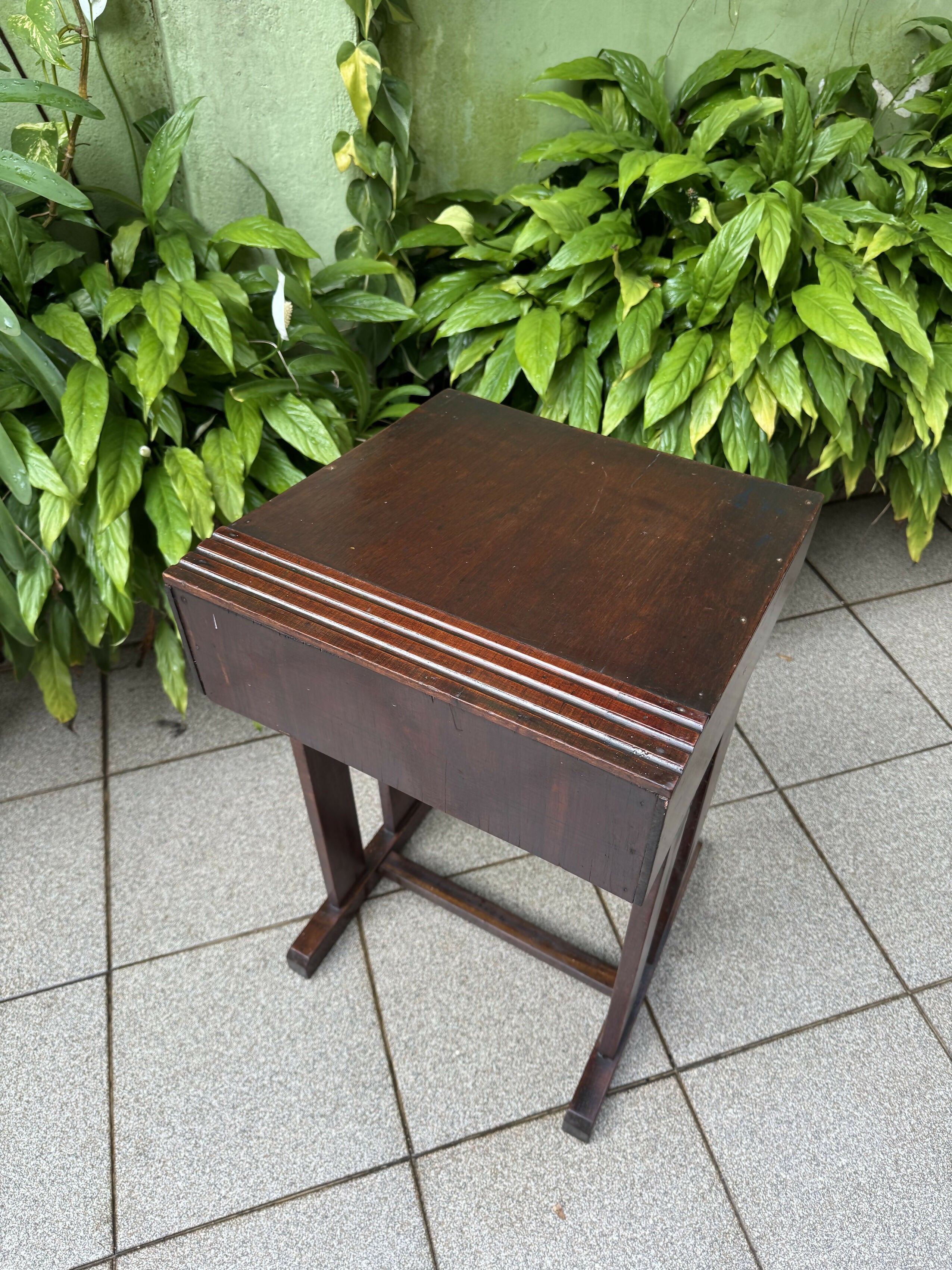 Antiga Carteira Escolar Mesinha Escrivaninha Infantil