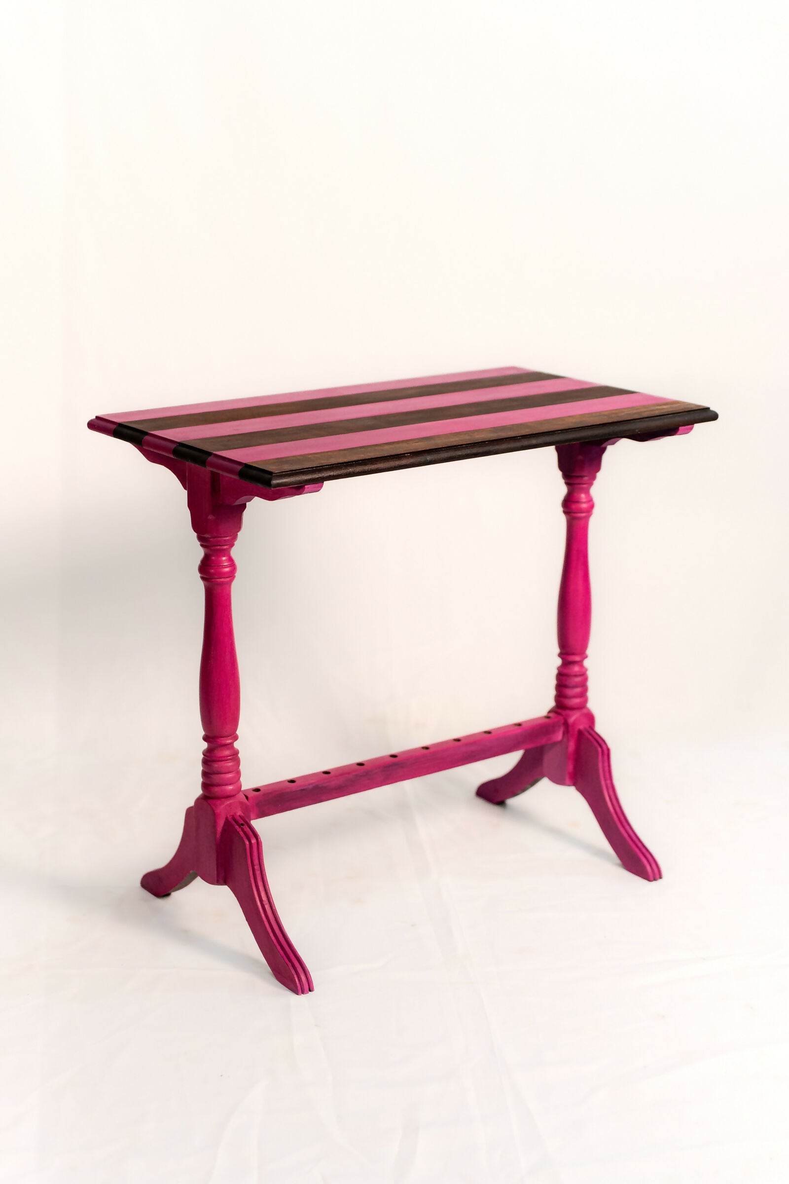Mesa Lateral Rosa listras