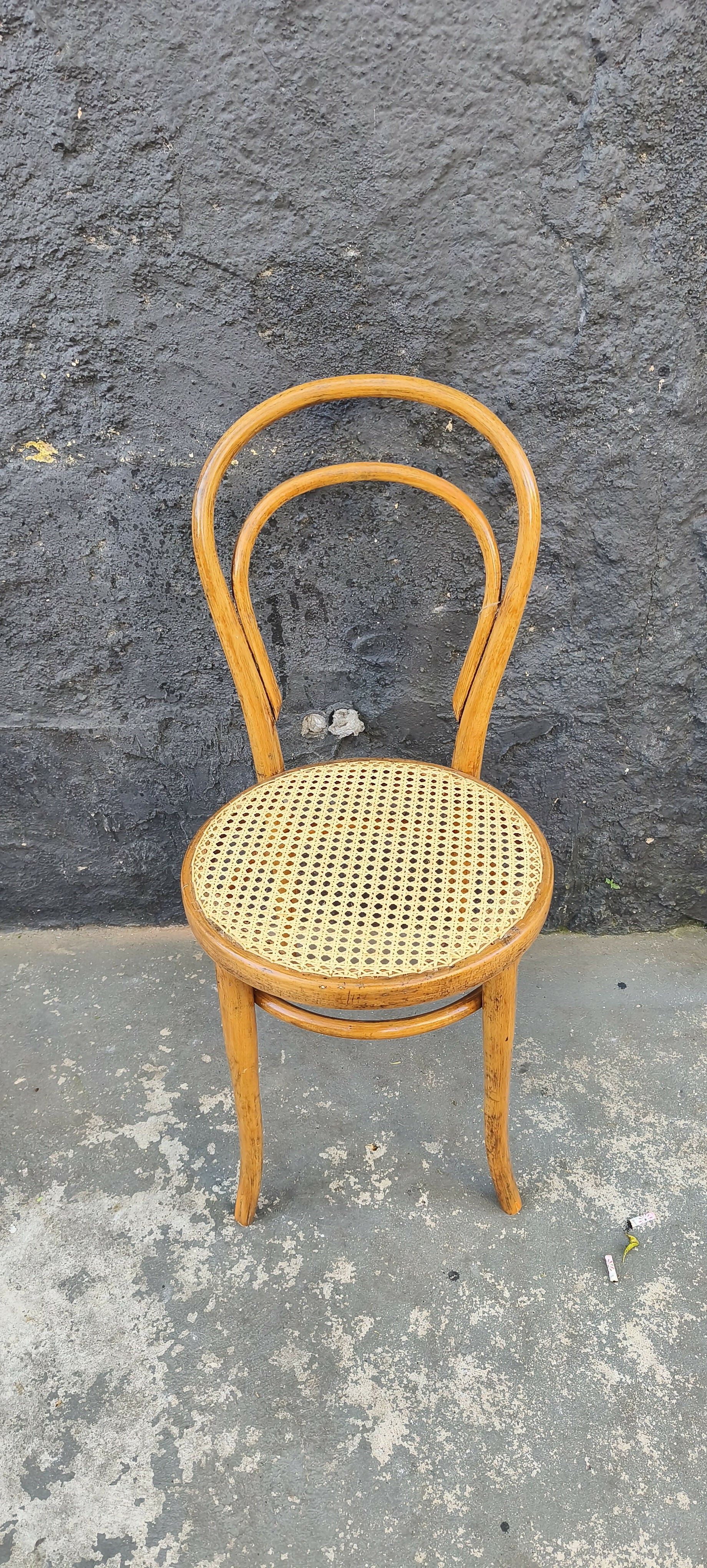 Rarissimo Par de Cadeiras Thonet nº14 em palhinha
