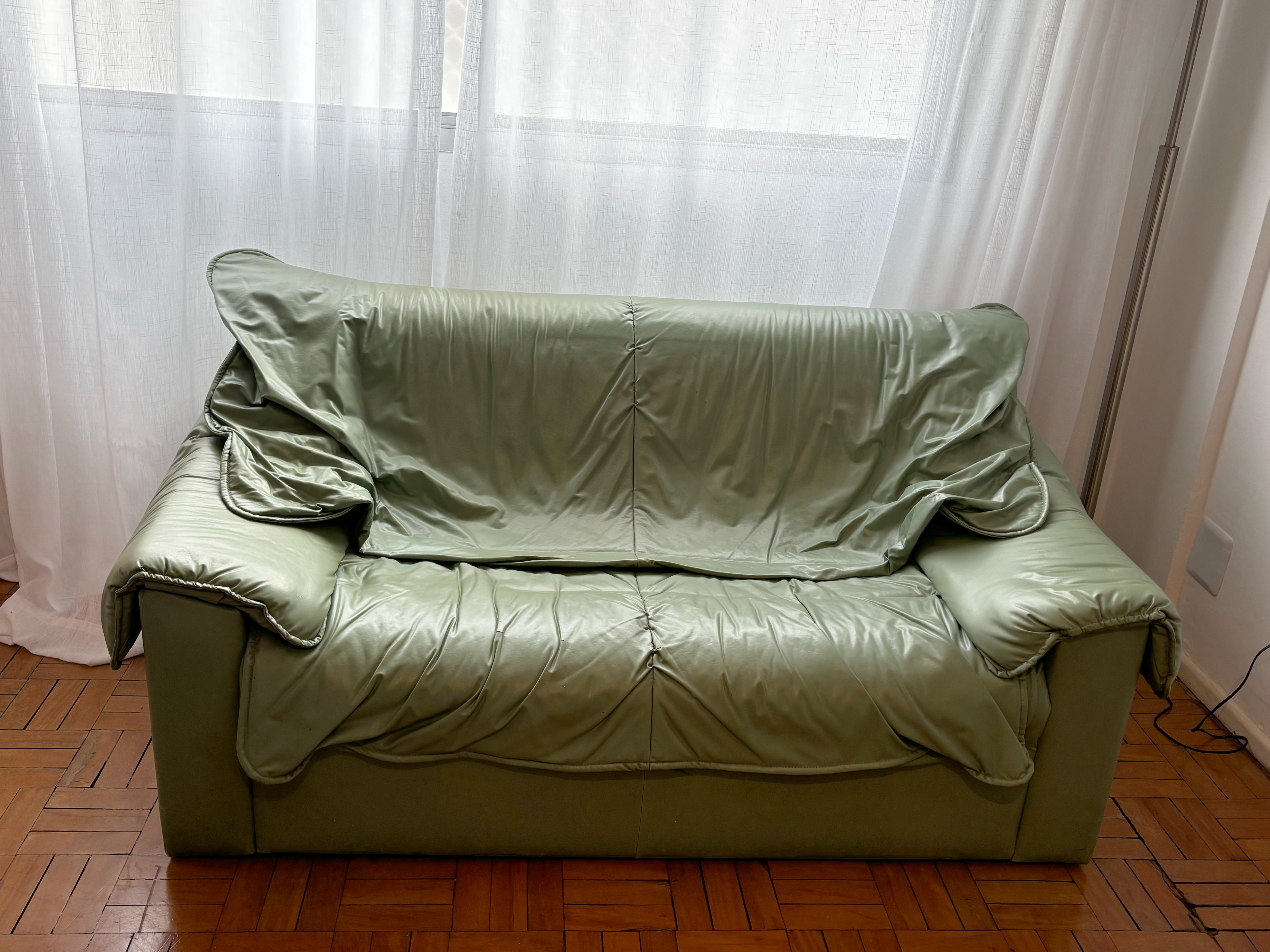 Sofá 2 lugares de design Italiano em couro verde - anos 70
