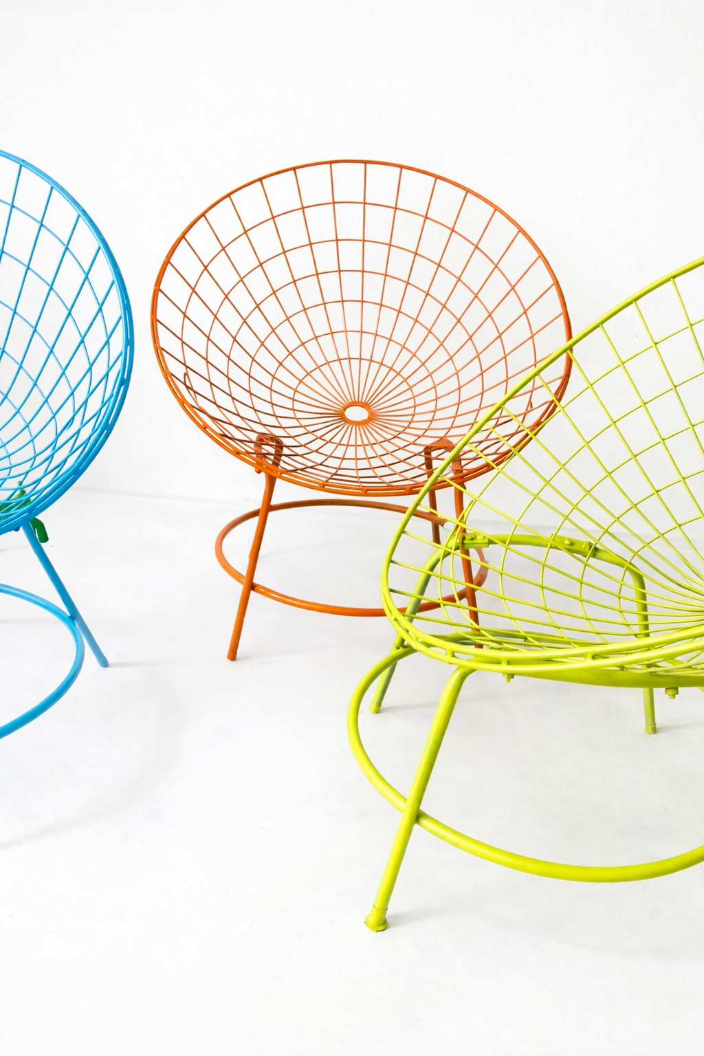 Cadeiras aramadas anos 70