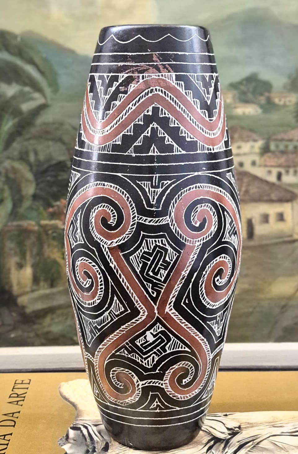 Vaso em cerâmica indígena nacional Marajoara em perfeito estado