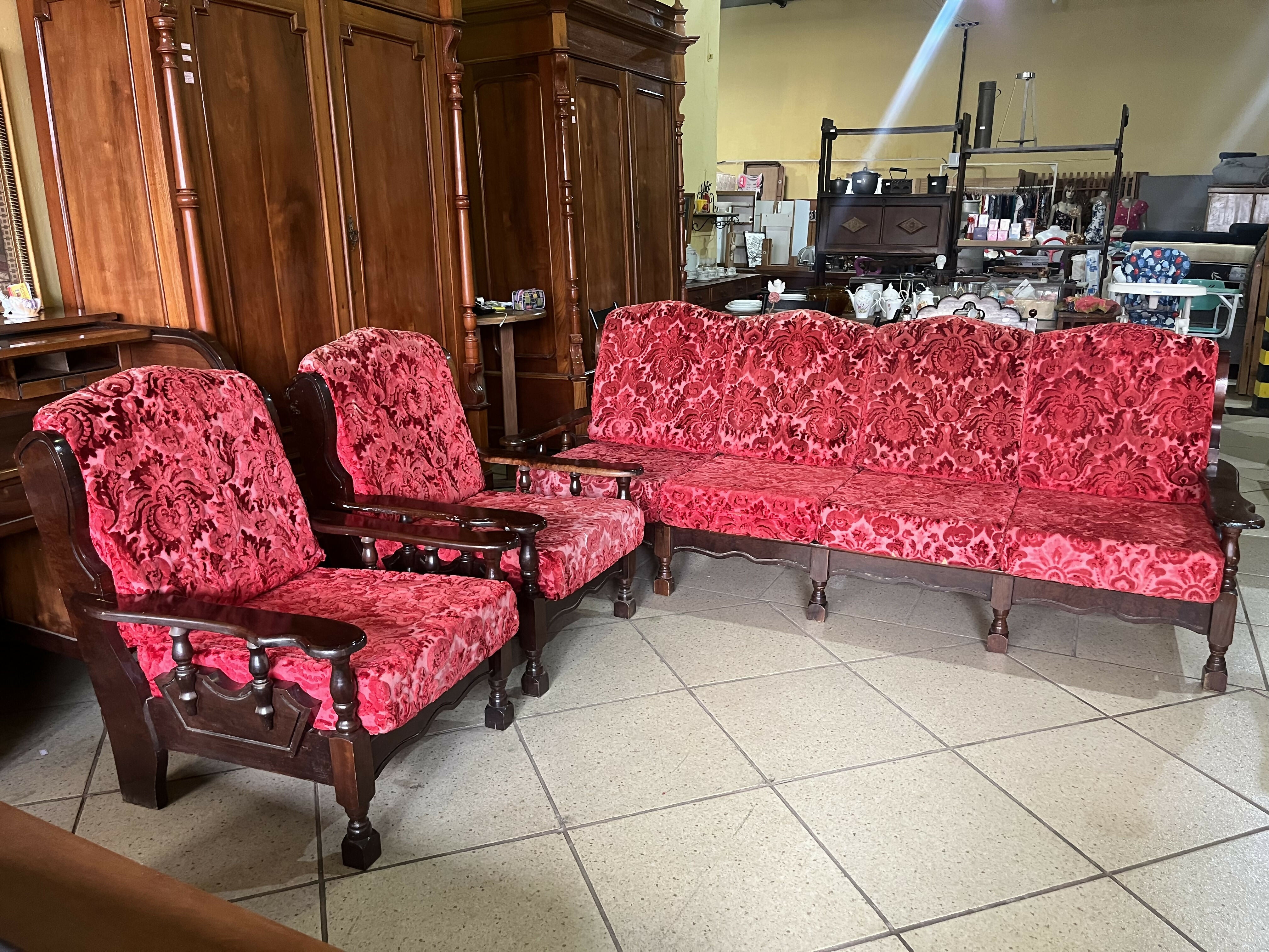 JOGO DE SOFÁ DE IMBUIA COM 2 POLTRONAS