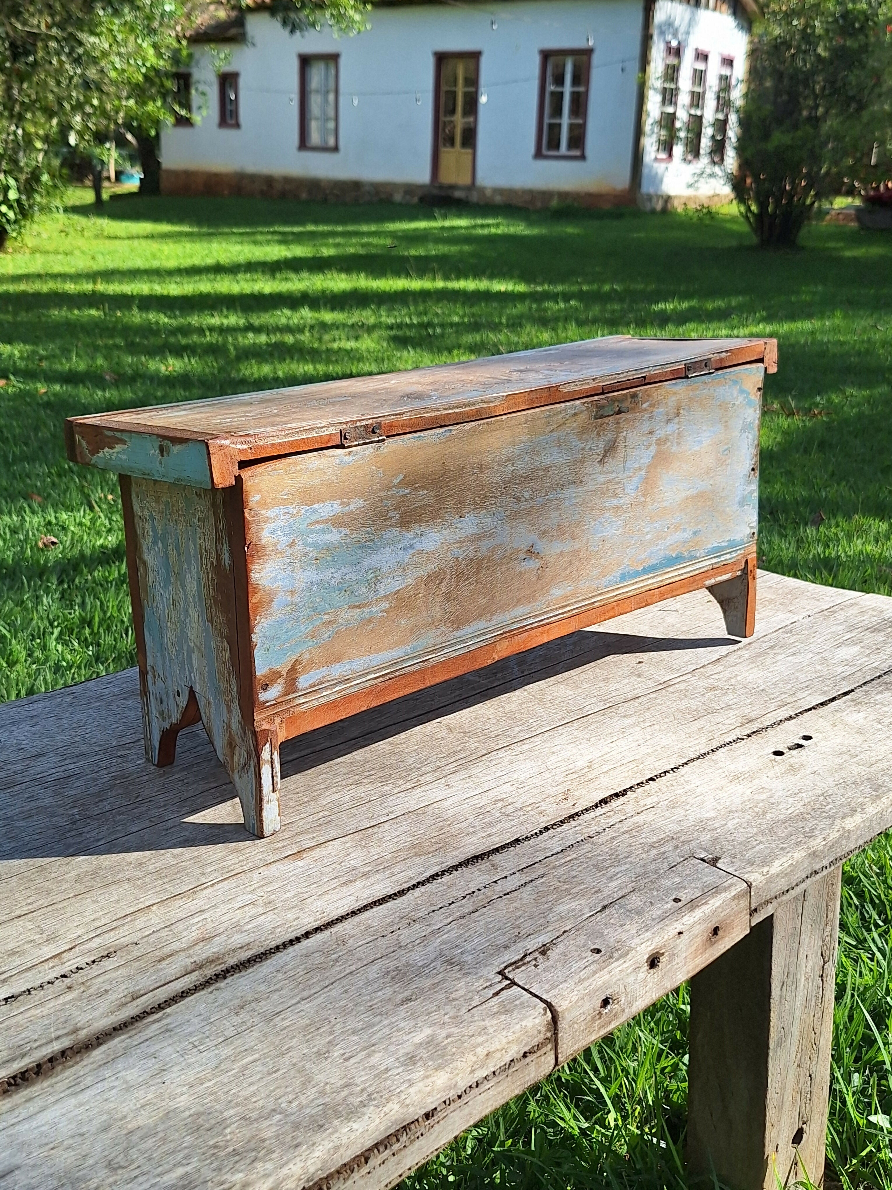 Baú Rústico Tinta Gasta Madeira Maciça Garimpo Mineiro