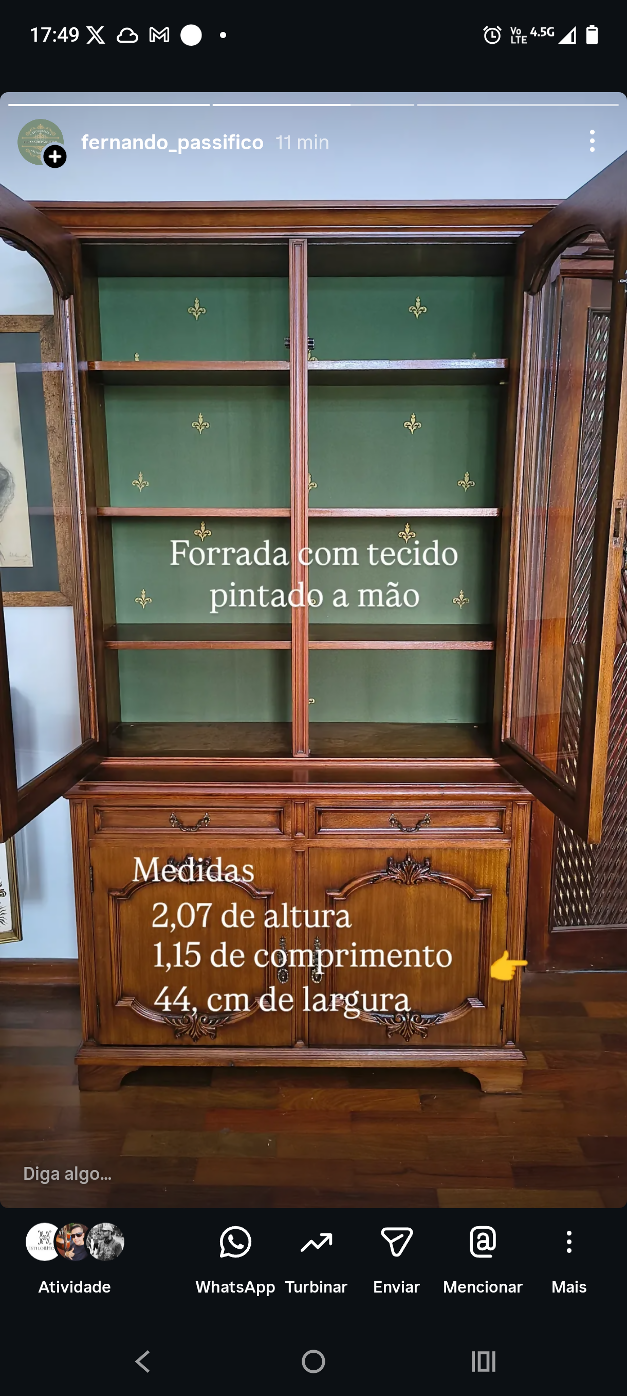 Cristaleira antiga em Cerejeira