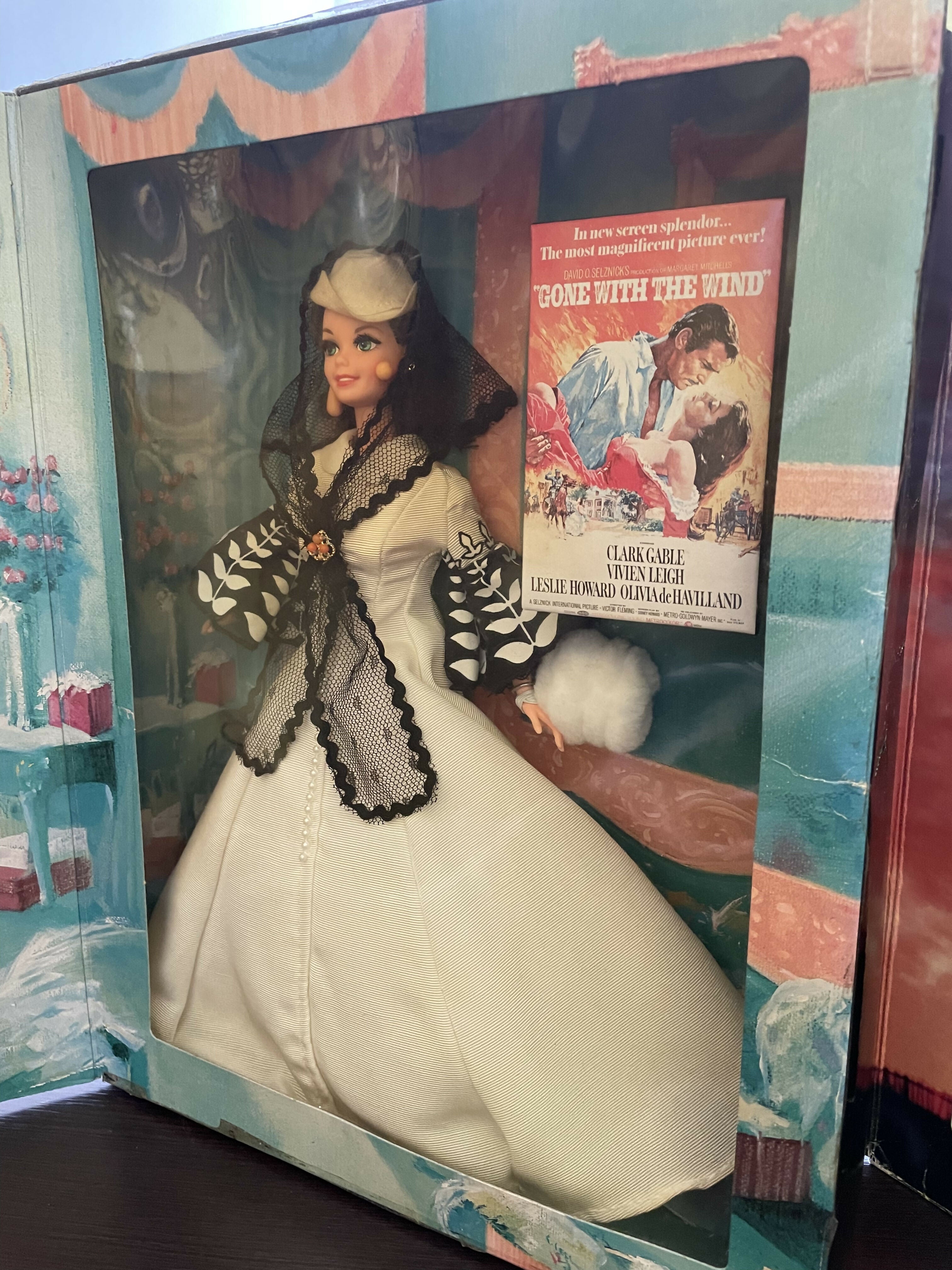 Barbie e Ken caracterizados do filme “E o Vento levou”