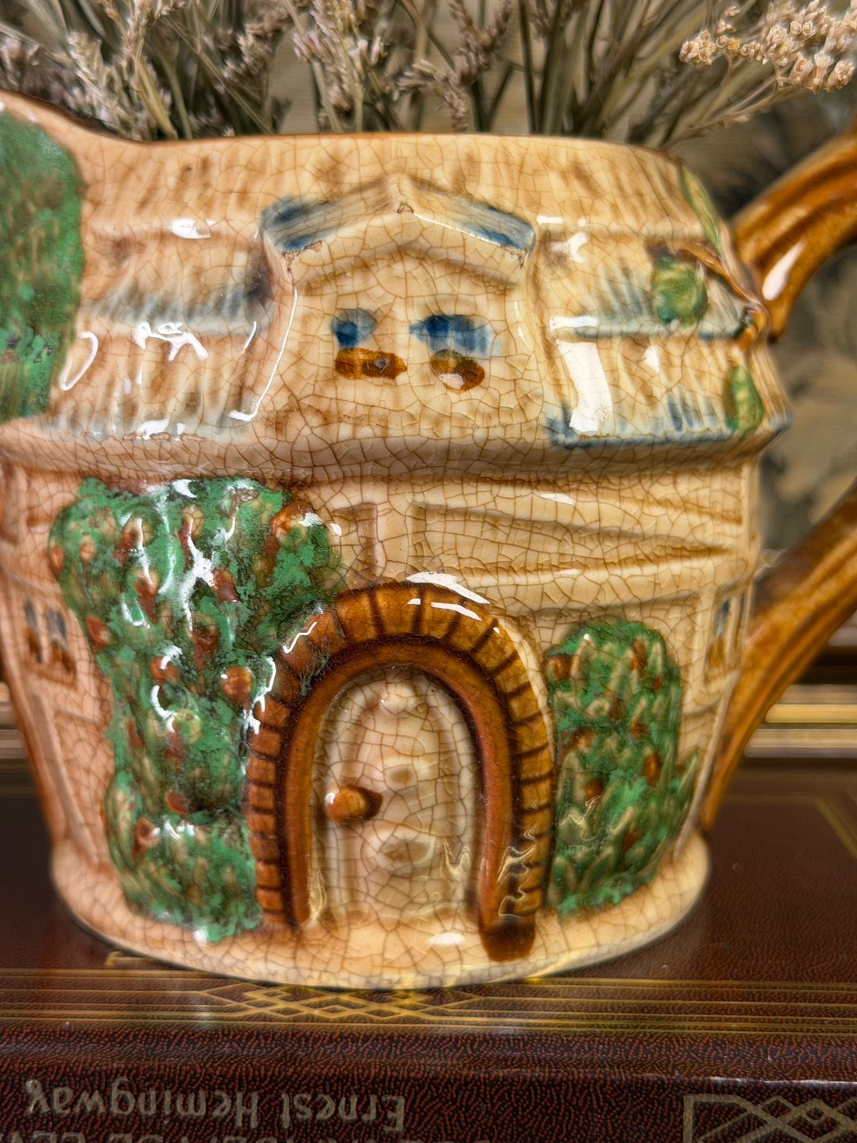 Leiteira / cremeira em cerâmica pintada à mão | Possível majólica alemã