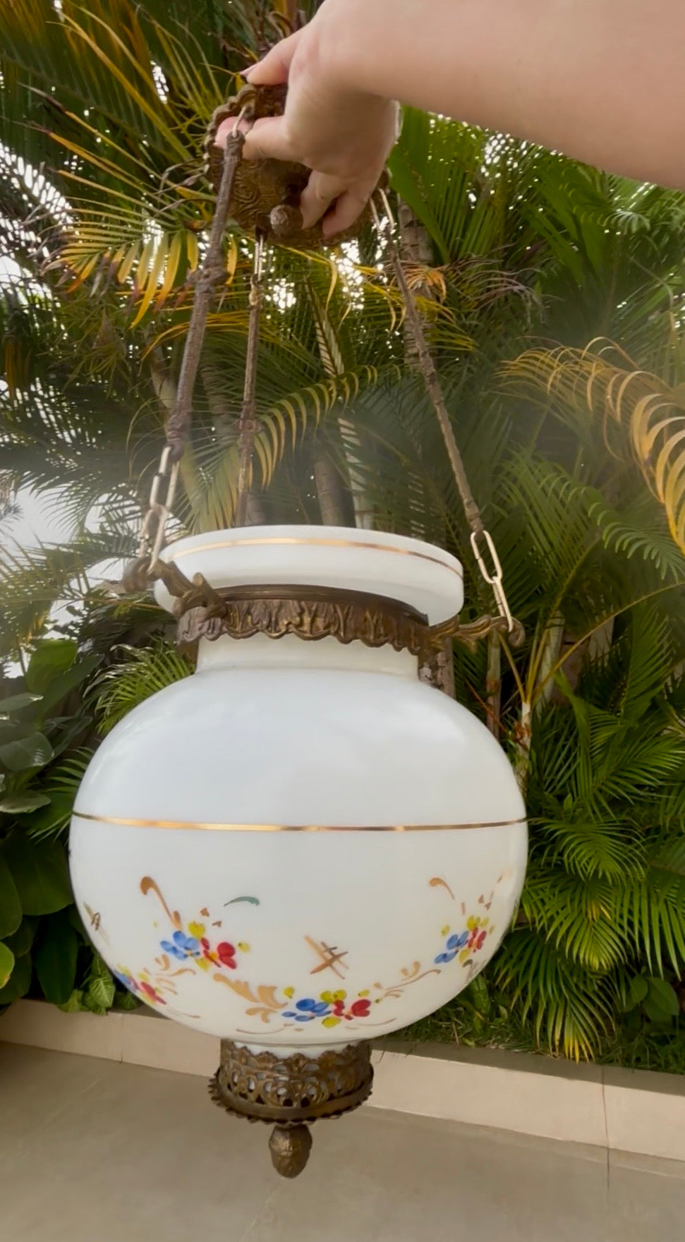 Raro Lustre Antigo em Vidro Opalino Estilo Francês – Anos 50