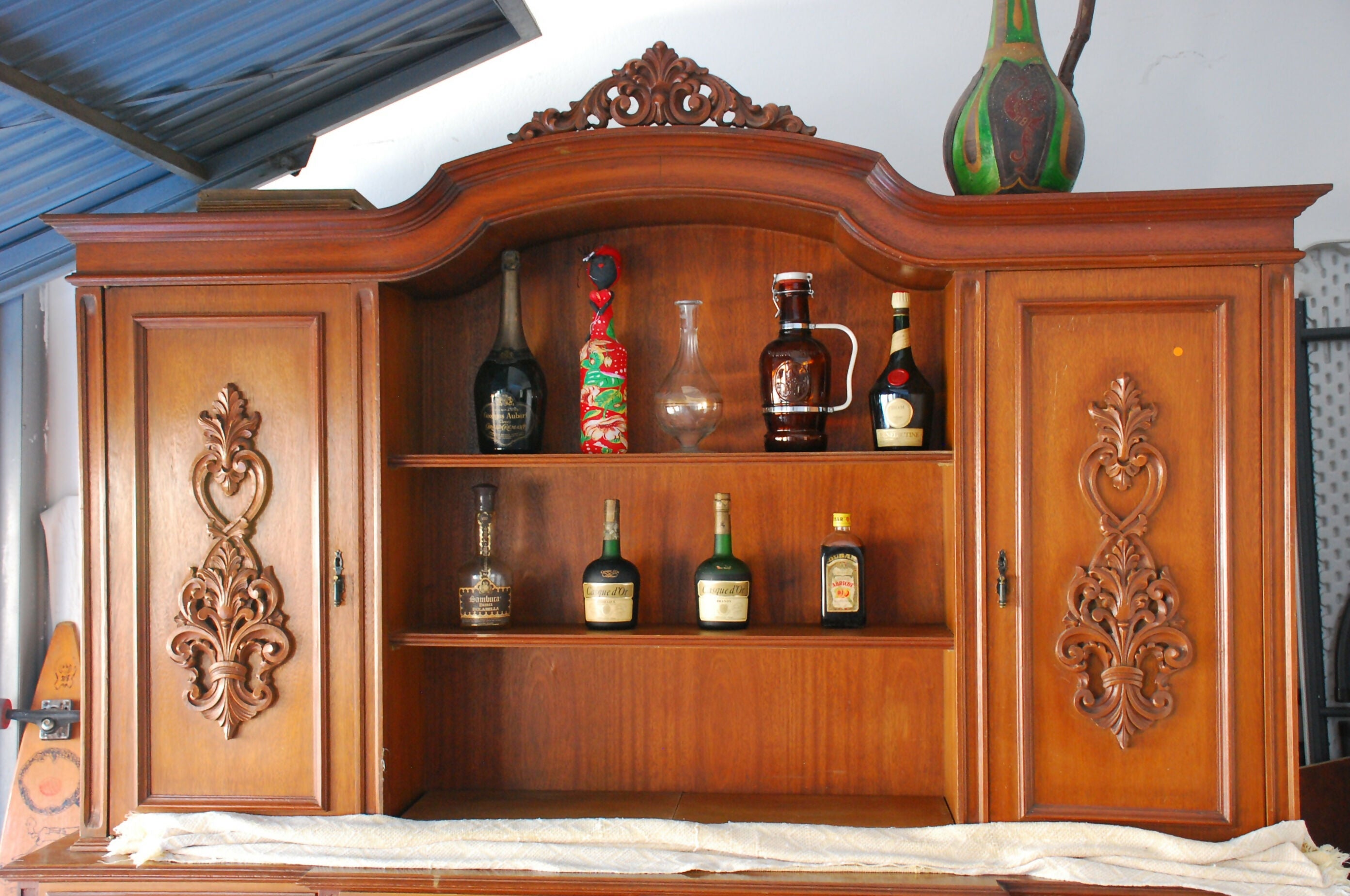 estante , anos 80 , madeira e laminado imbuia