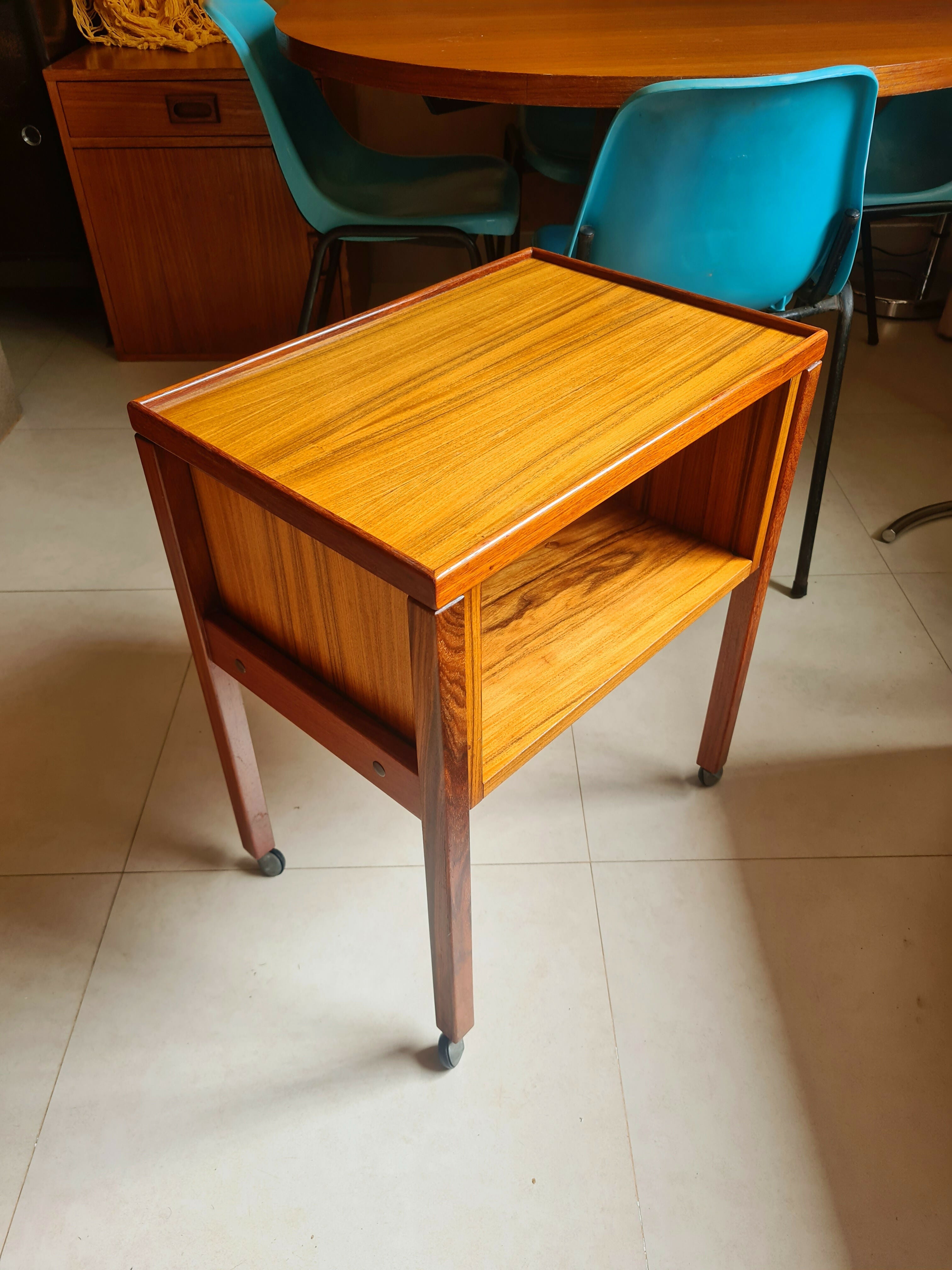 Par de mesas laterais dos anos 60