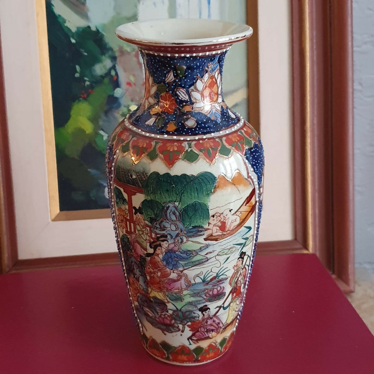 Vaso maravilhoso em faiança japonesa Satsuma. Perfeito estado!