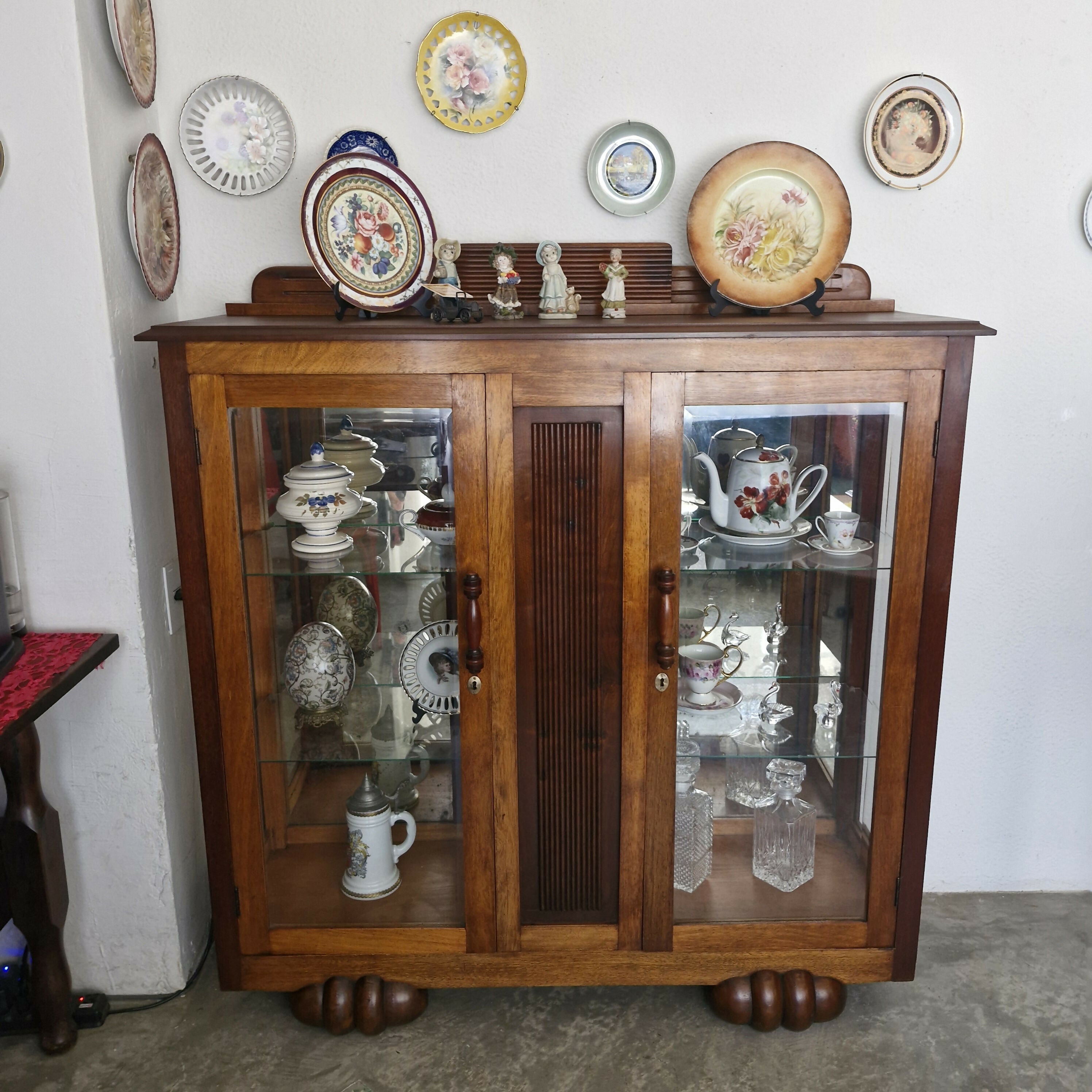 Cristaleira Art Deco.