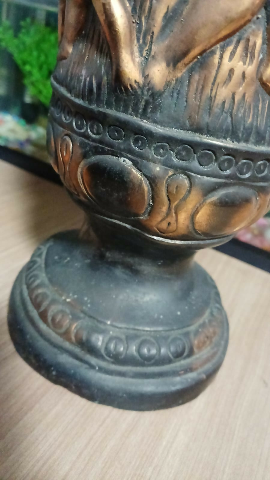 Vaso Neoclássico Anjos em Relevo