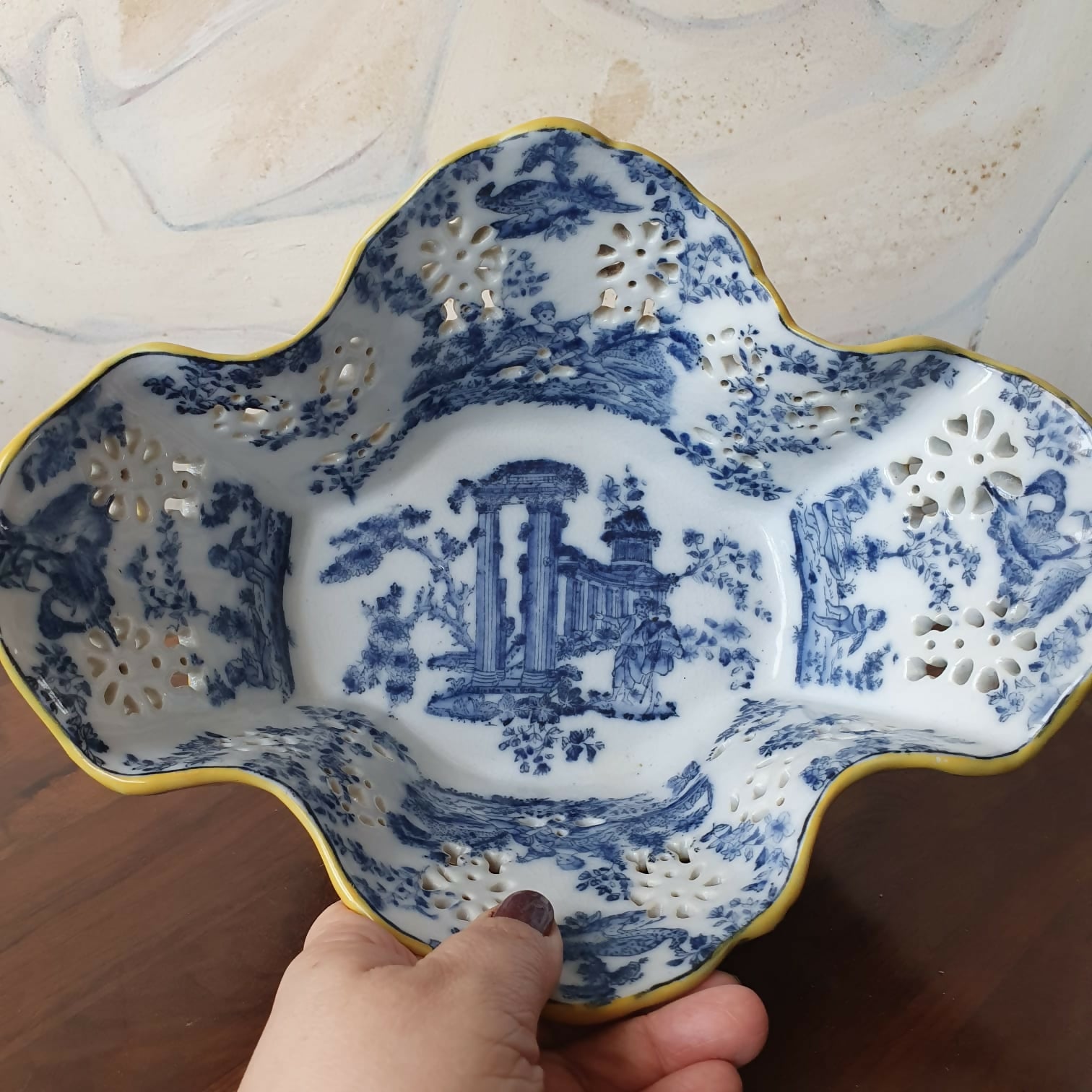 Raro e antigo centro de mesa em porcelana oriental United Wilson