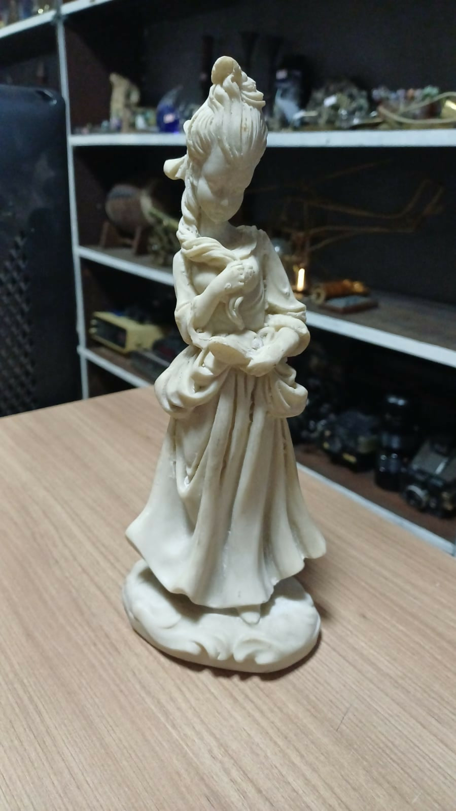 Escultura da Madona em Pó de Mármore