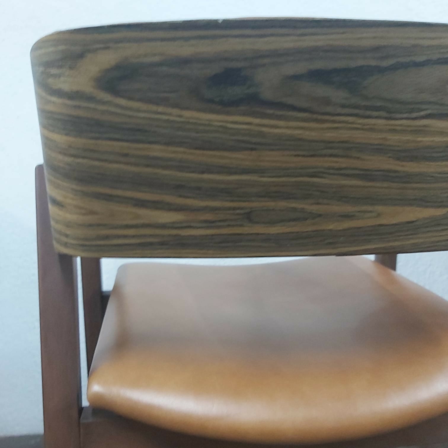 Cadeira Dunelli - modelo Melissa- perfeita!