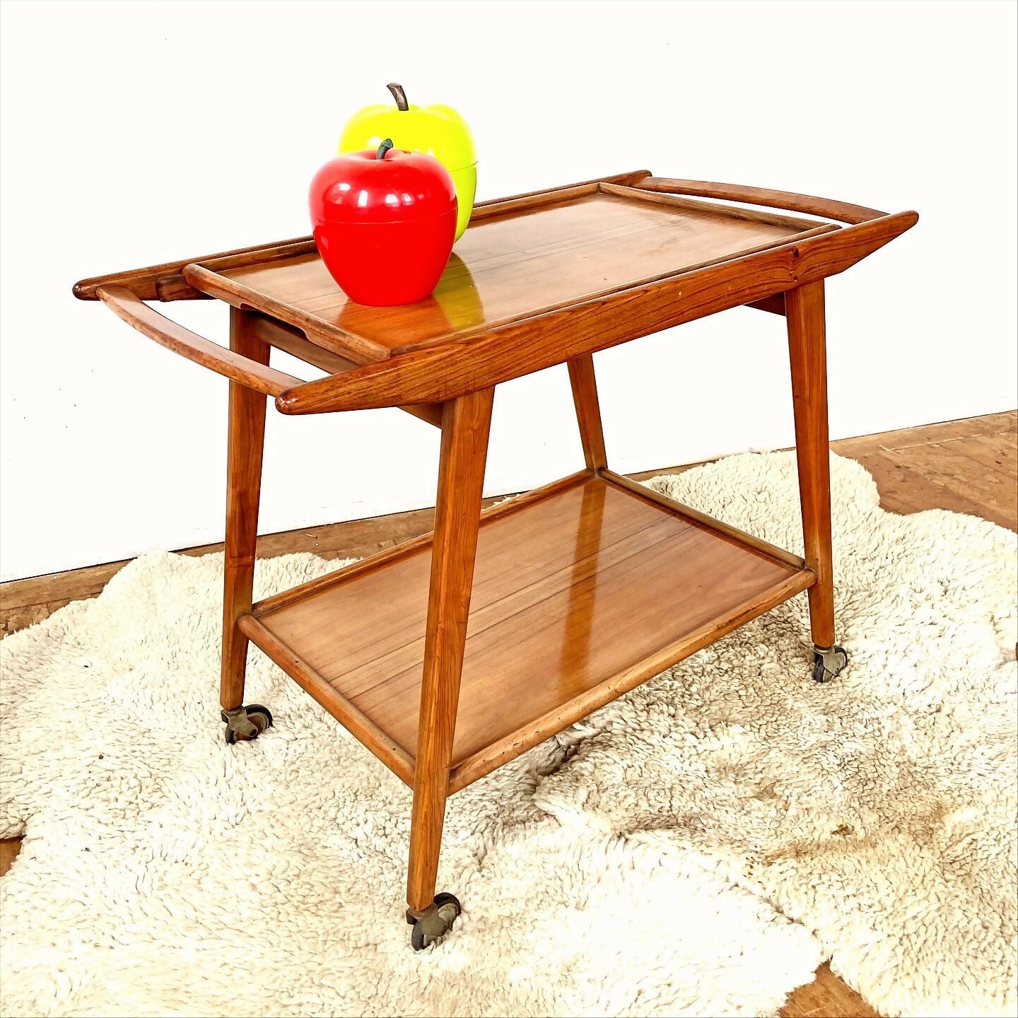 Carrinho de chá Geraldo de Barros