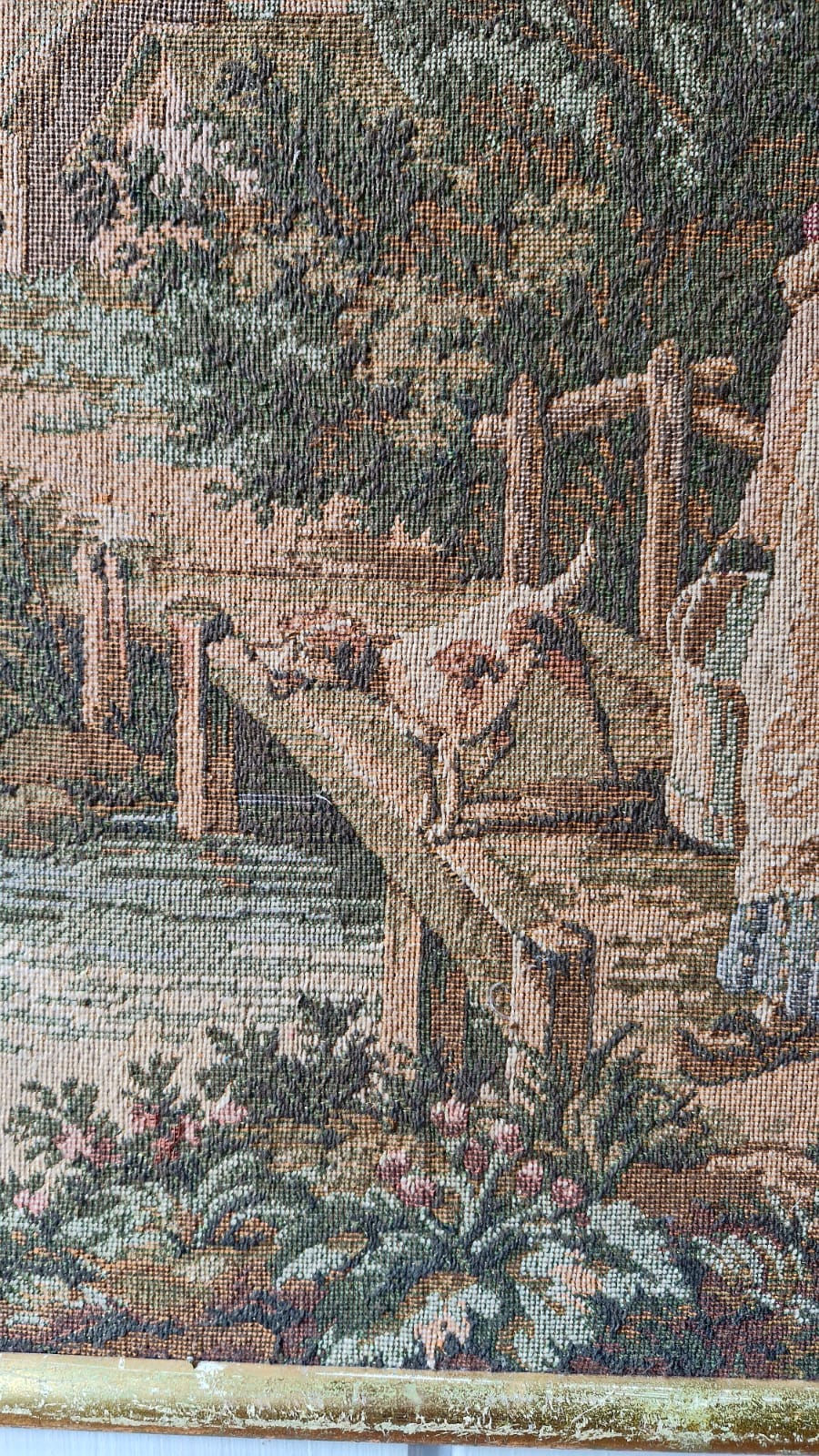 Belíssimo Quadro em Tapeçaria Francesa Gobelin com moldura dourada 