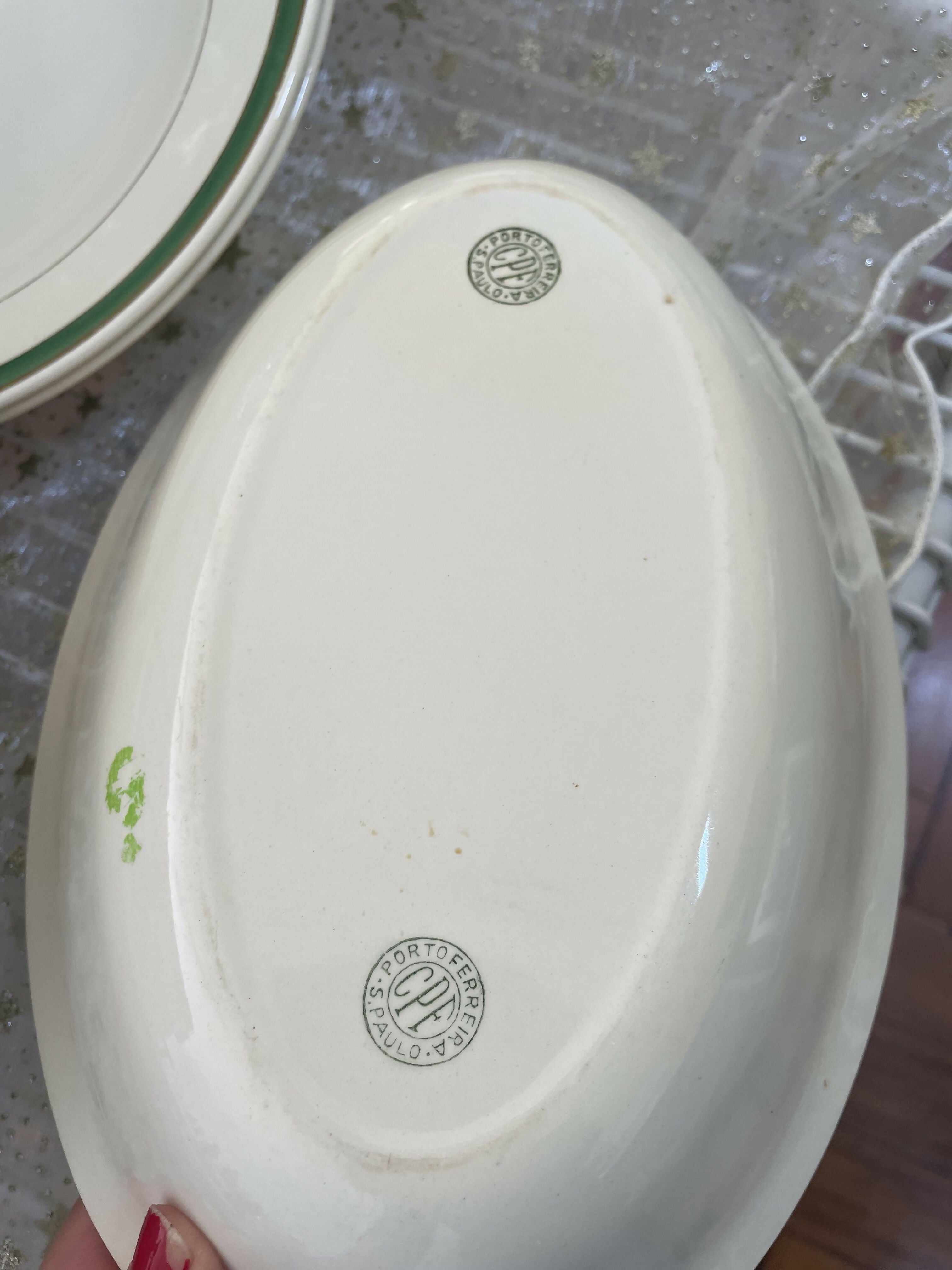 Jogo de pratos fundos e travessas Porto Ferreira