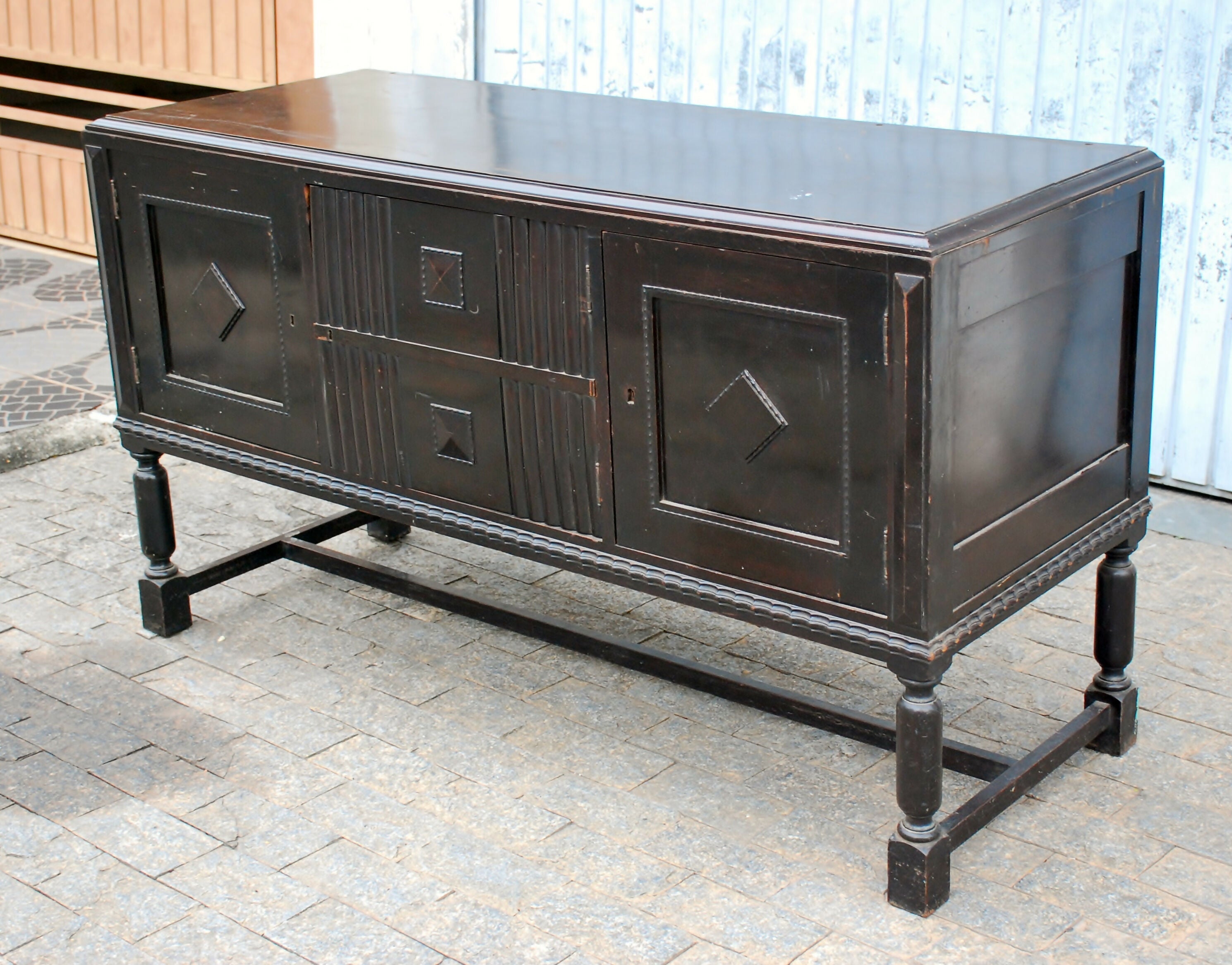 buffet jacaranda manuelino anos 60