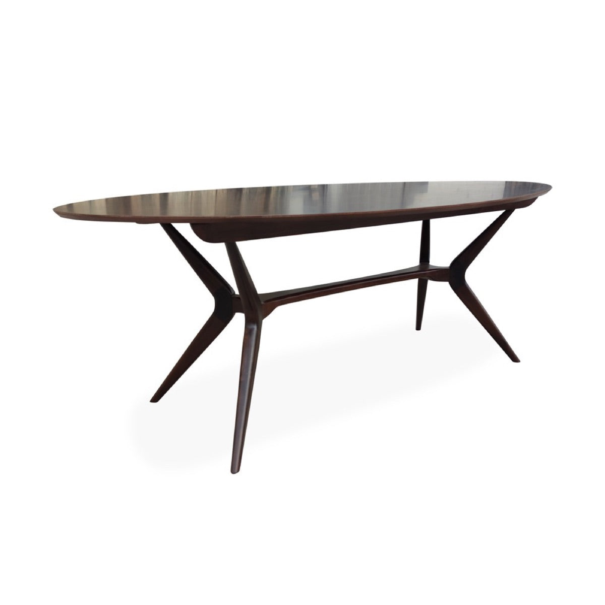 Mesa de Jantar Oval em Madeira Maciça Ateliê Clássico