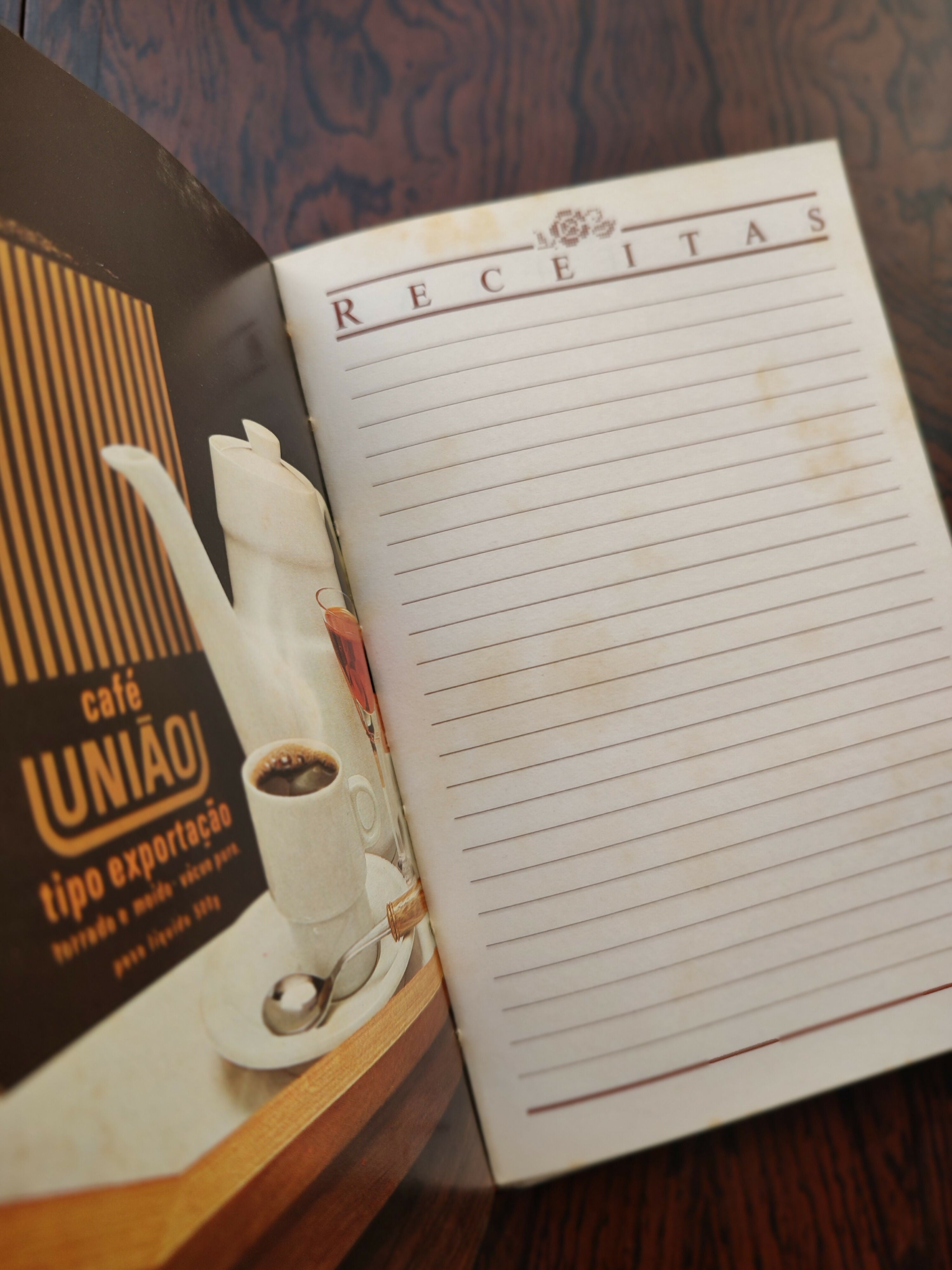 Livro &quot;Agenda do Lar&quot; da União publicado em 1983