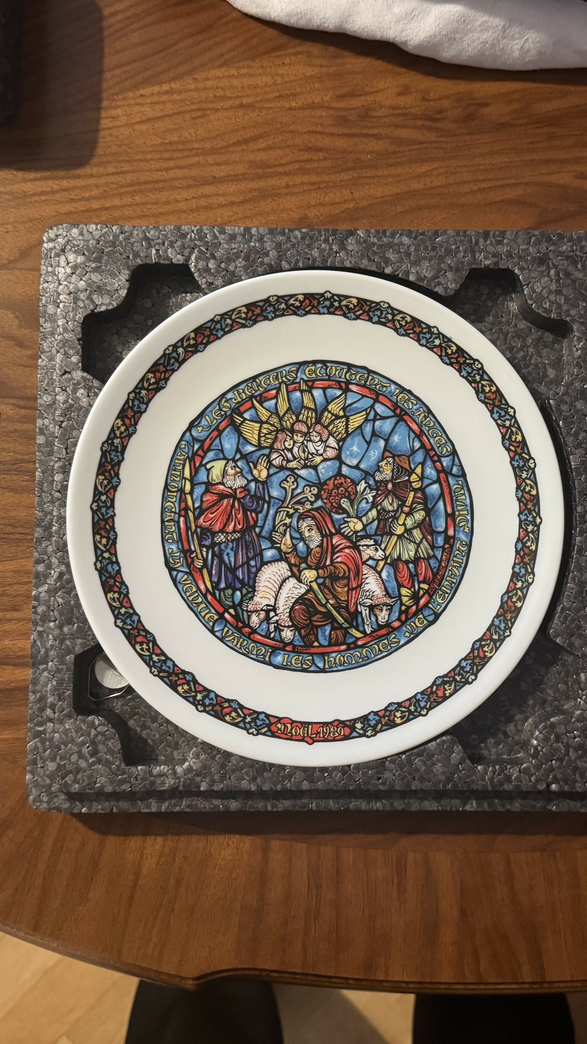 Prato Decorativo Limoges Numerado e certificado coleção vitrais